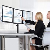 Drievoudige Monitorarm met 28% Korting | 3x 13-24 inch