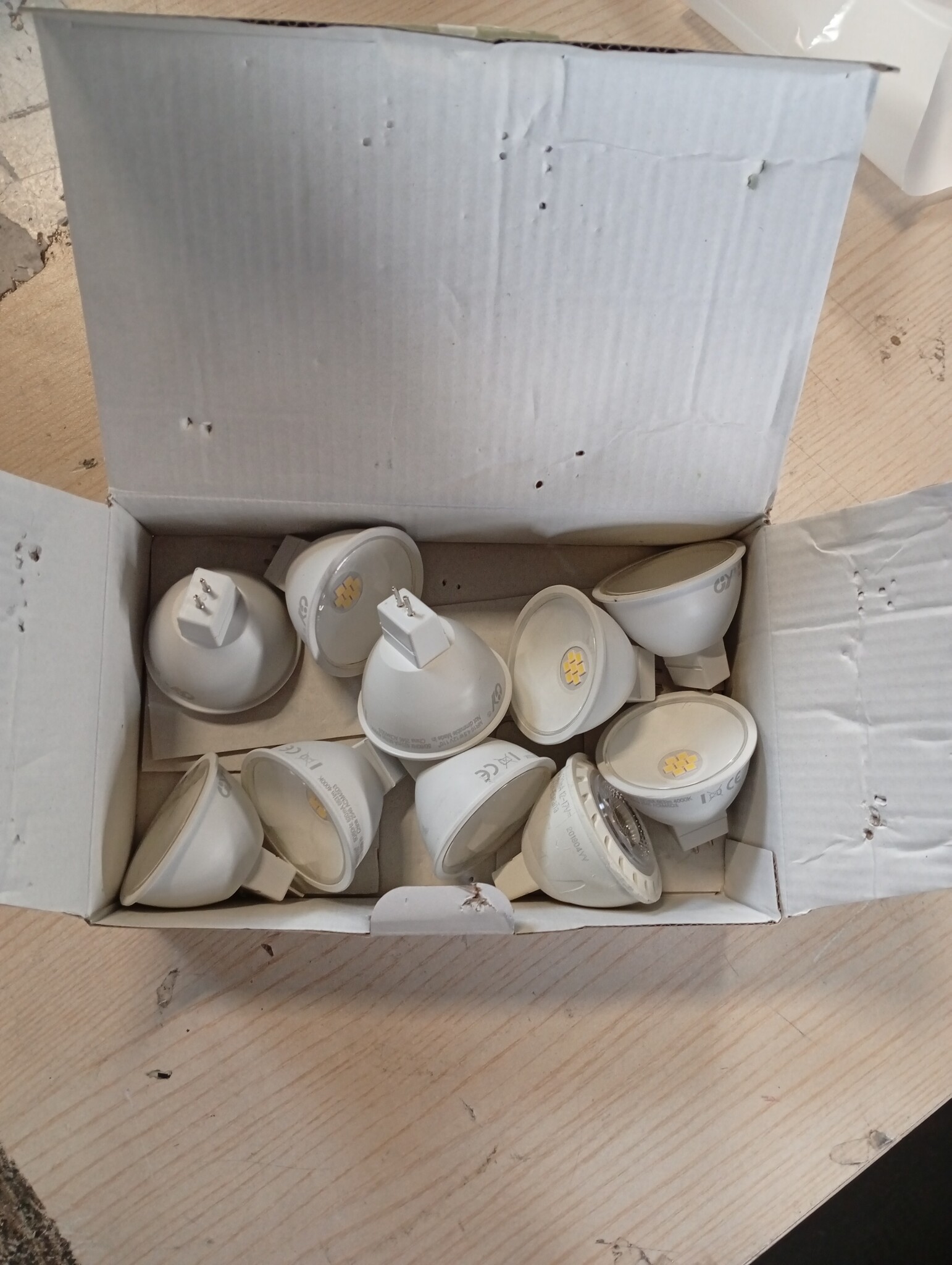GY Led Lampen MR16 Lamp Light Bulb Gu5.3 Ledlamp Ledlampen Lampjes Niet-Dimbare neutral white 4,5W 663 Lumen 4000K 12 Stuks