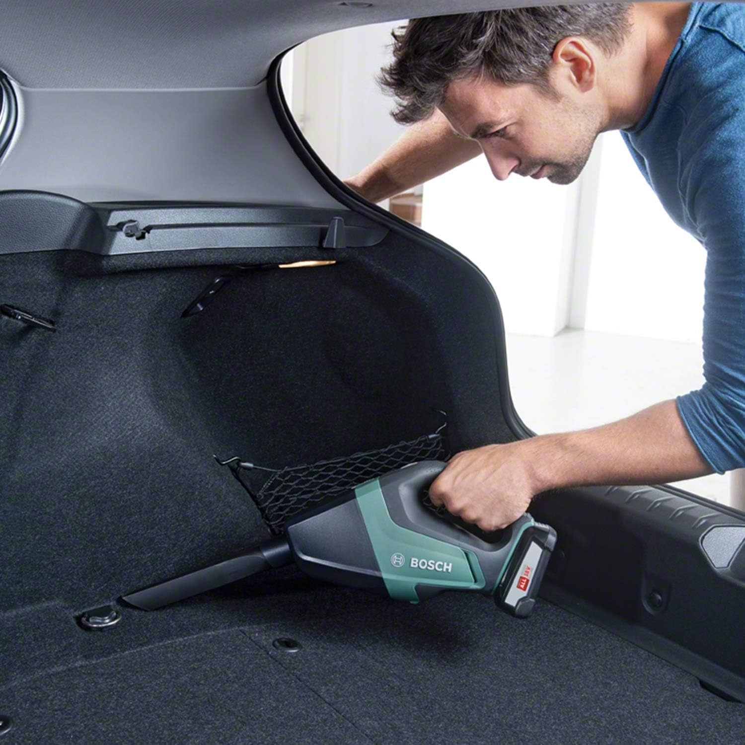 Bosch accuhandstofzuiger UniversalVac 18 (zonder accu, 18V-systeem, in kartonnen doos)