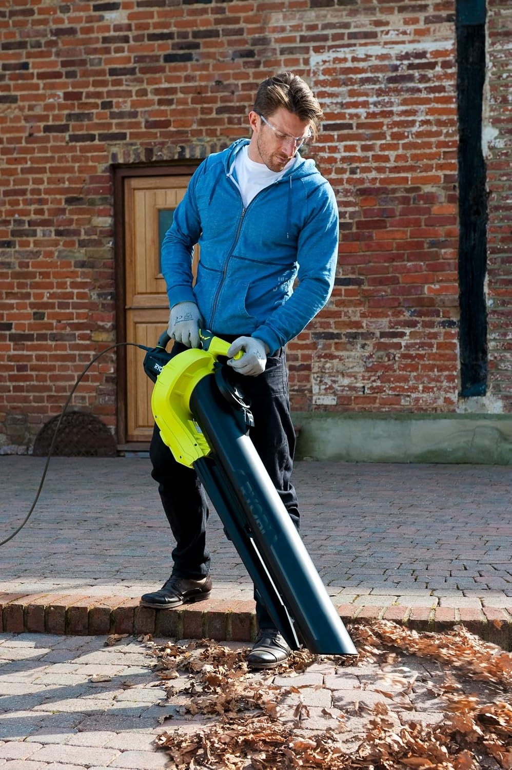RYOBI RBV3000CESV Elektrische bladzuiger, 3000 W, luchthoeveelheid 16 m³/min, luchtsnelheid 375 km/u, opvangzakgrootte 45 l, bladverliezende hakverhouding 16:1