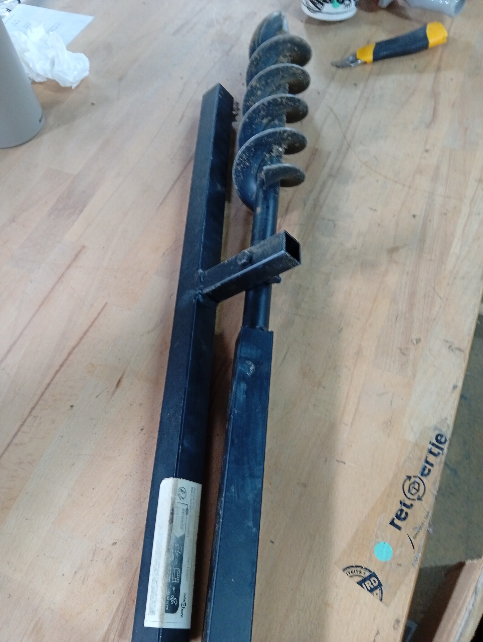Grondboor met handvat en schroefkop (dubbele schroef) 80 mm (zwart)