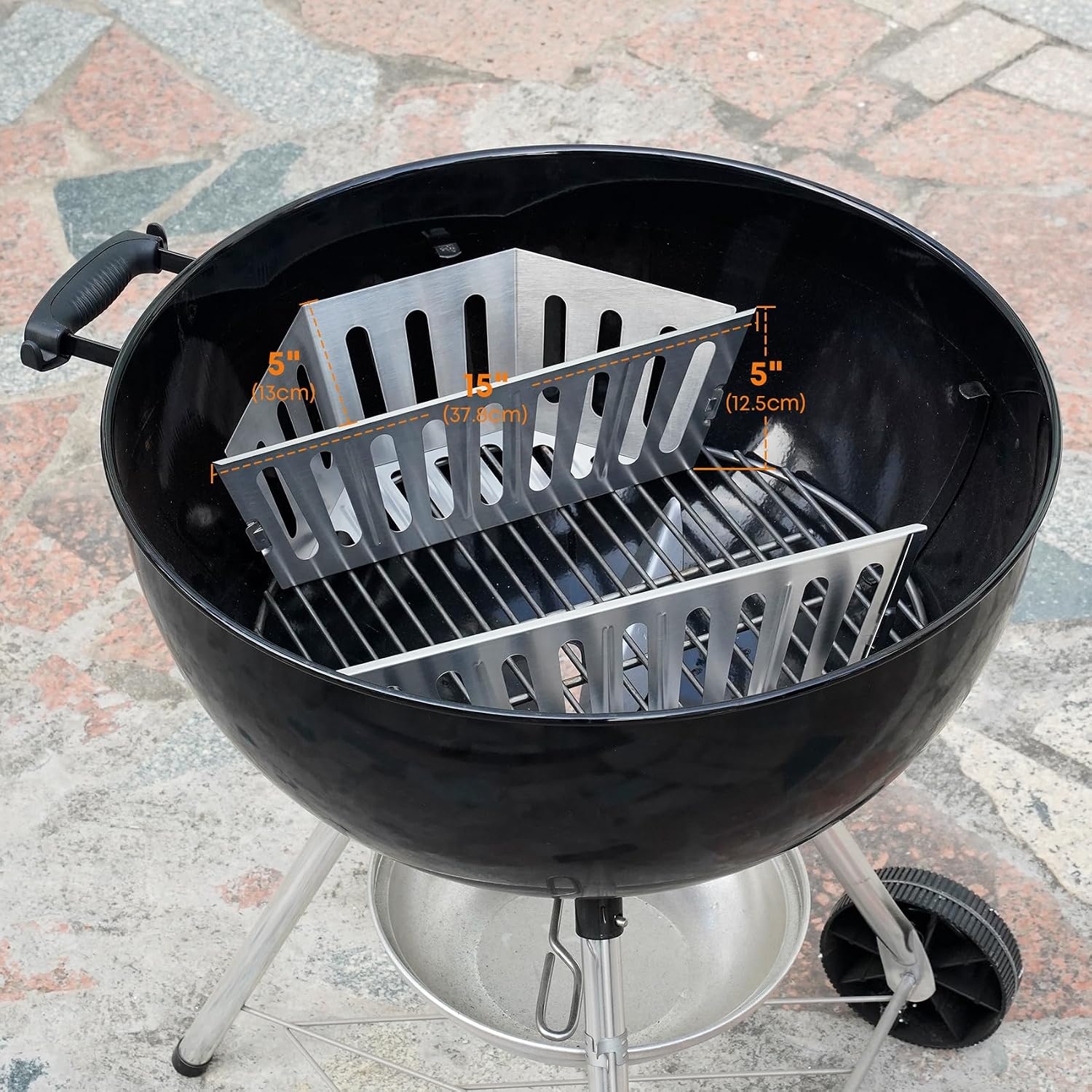 Onlyfire Houtskoolmand Roestvrije Stalen, Briquet Houders voor Weber 57/67cm Houtskoolgrills, Directe en Indirecte Warmte, Hoogwaardige Houtskoolmanden, Houtskoolbarbecues BBQ Accessoires, Set van 2