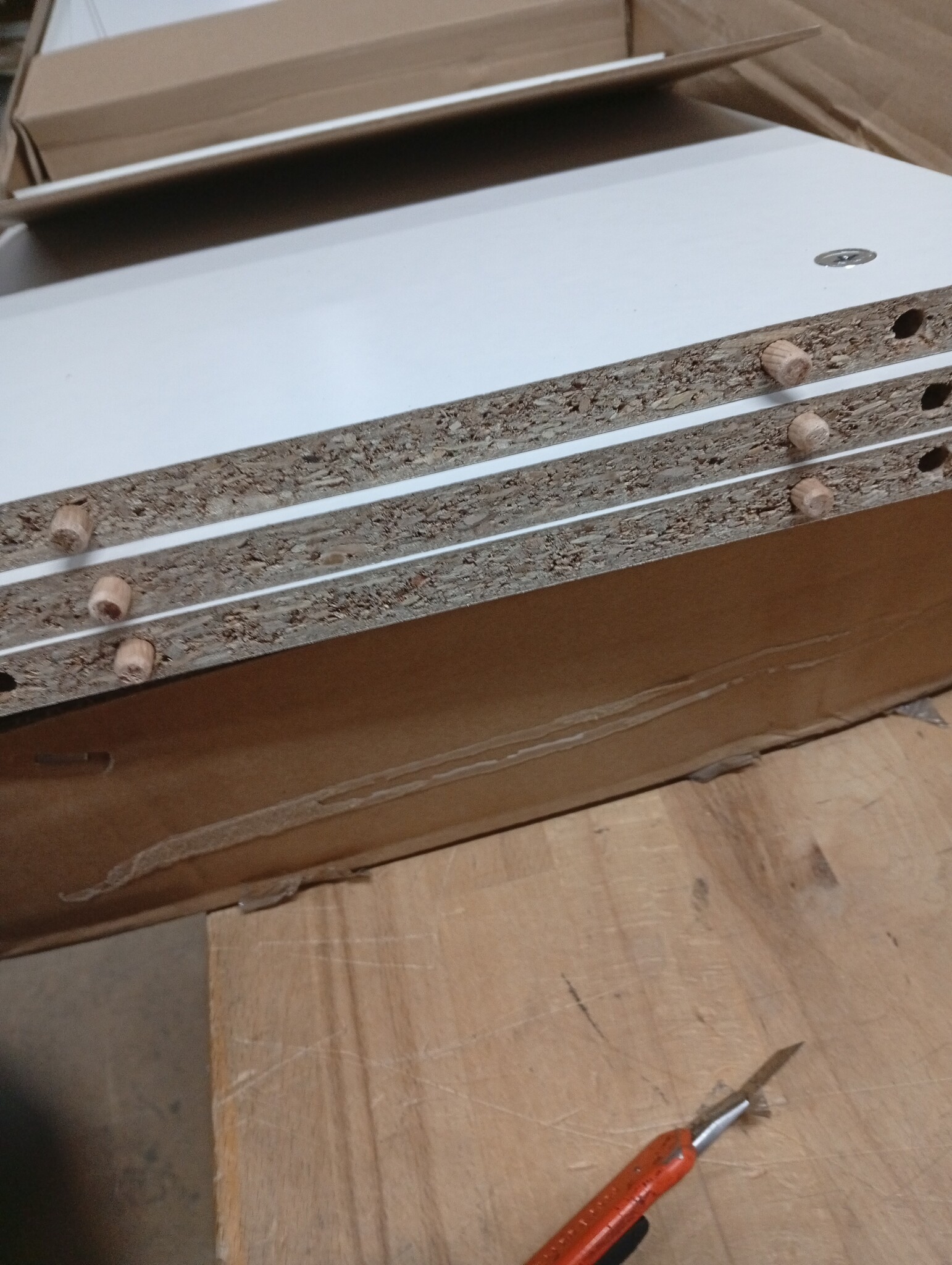 Schoenenkast bewerkt hout wit - 40x36x105 cm - 53% Korting