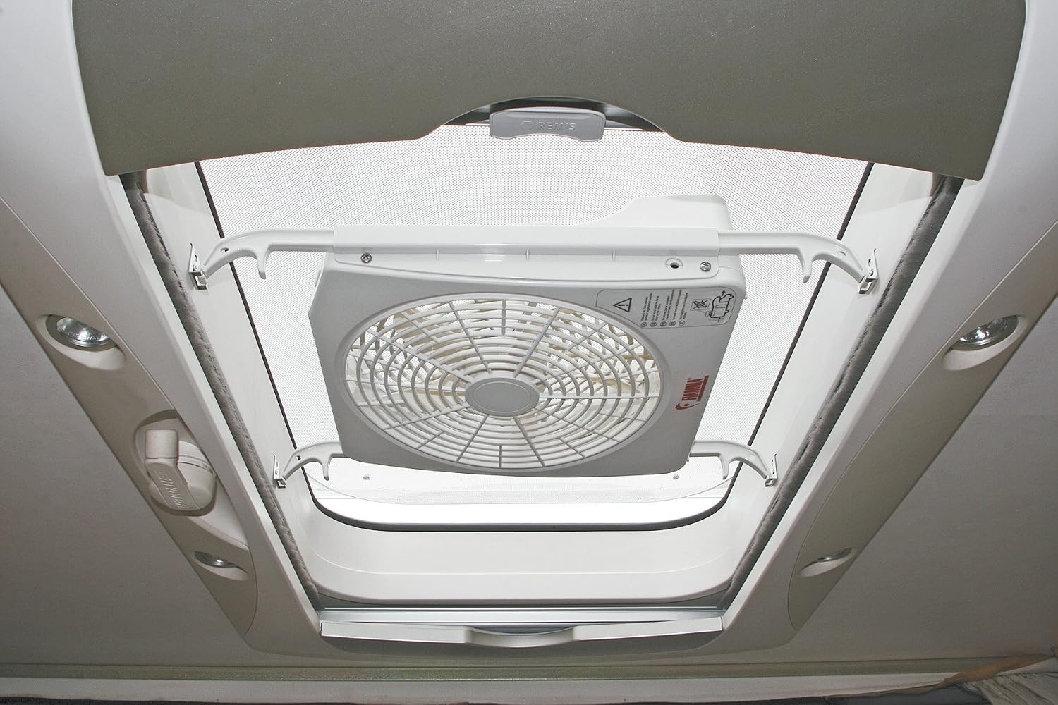 Fiamma Turbo Kit Ventilator 12V - Ivoor - Dakluikventilator