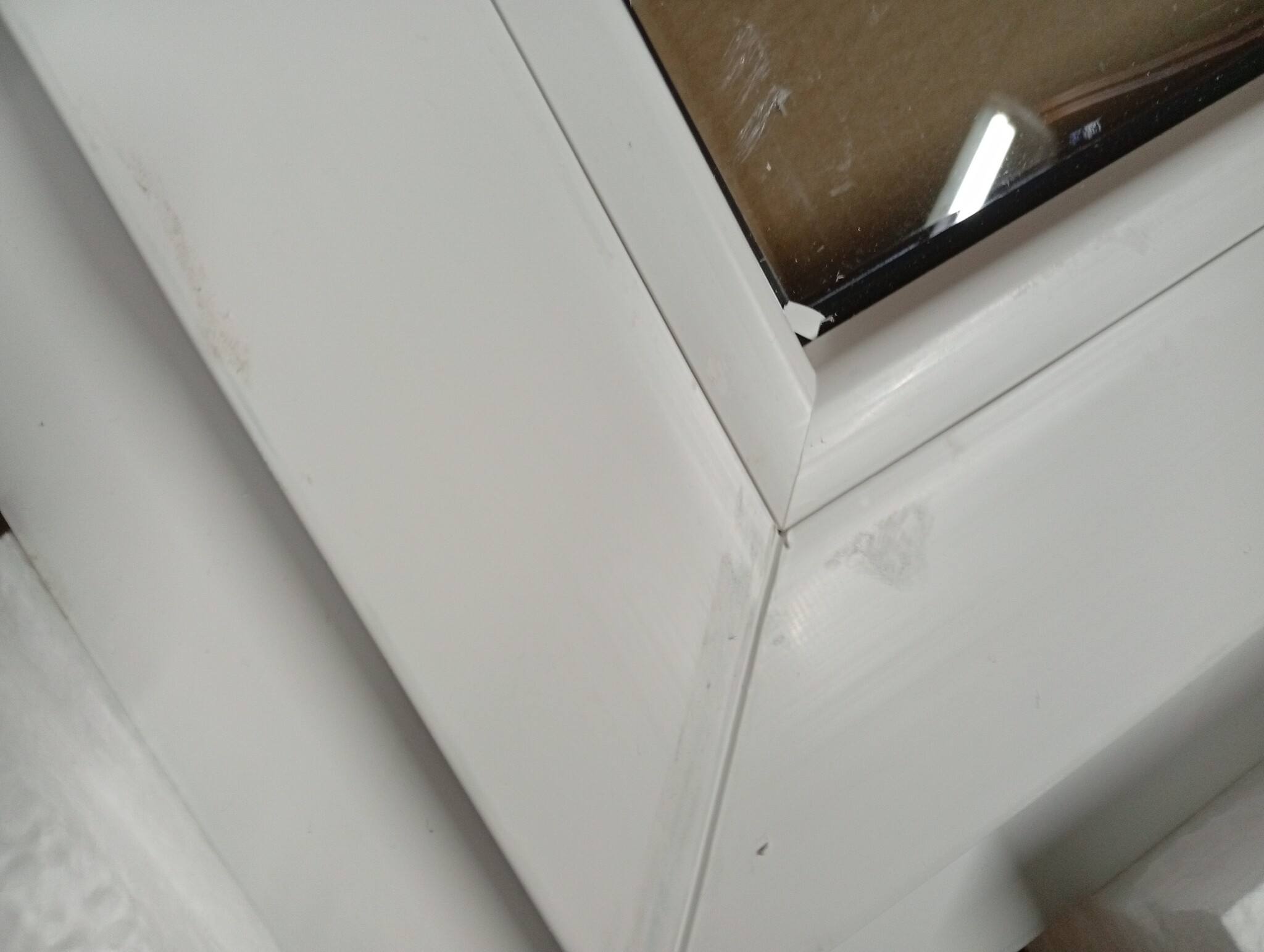 VidaXL Kelderraam Risor 80x50 cm Draai-Kiep Wit - 59% Korting