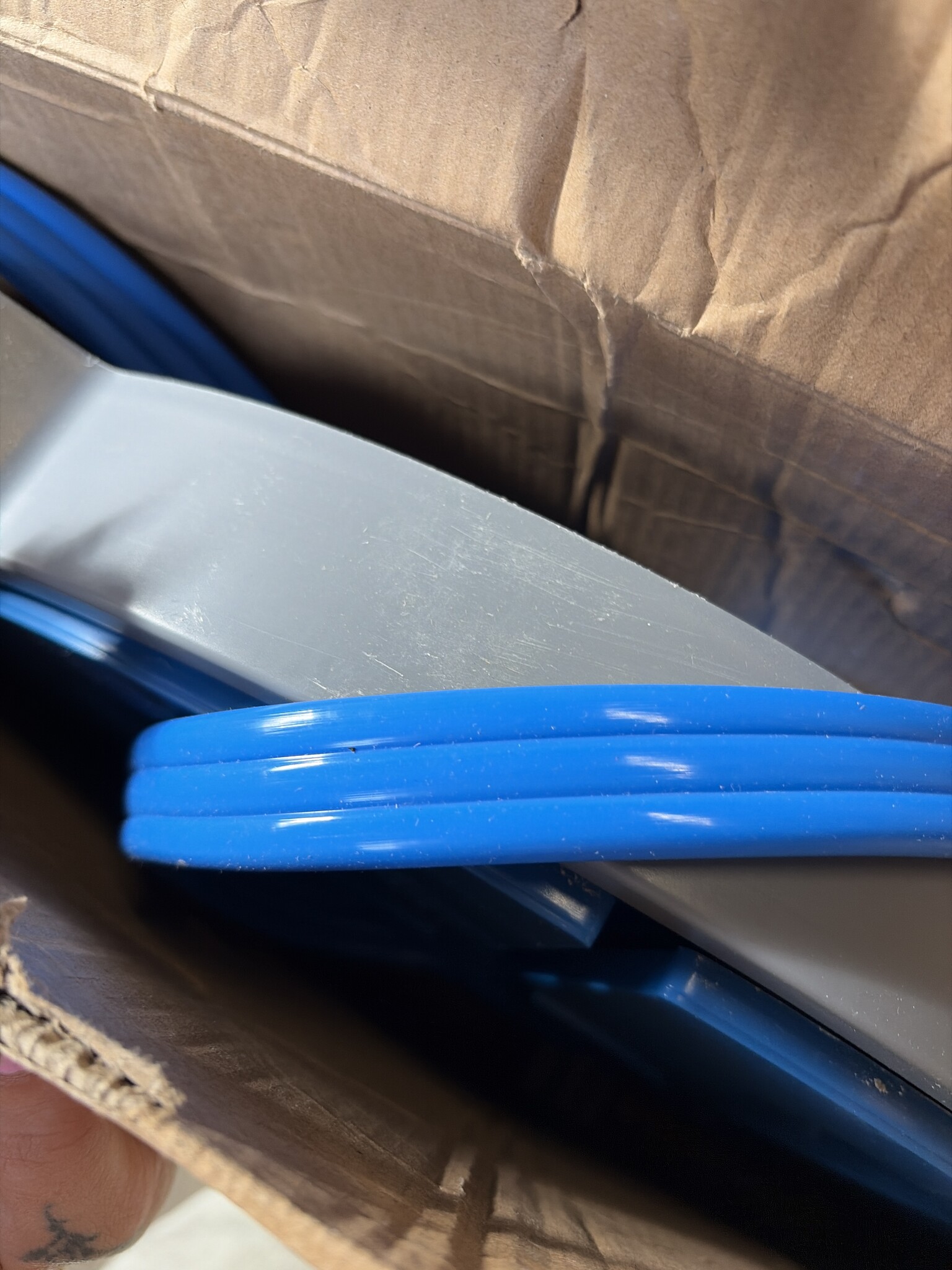 BRUNNER 7203132N slanghaspel voor camping en tuin Roll-On 2.0 met 15 m platte slang, blauw/grijs
