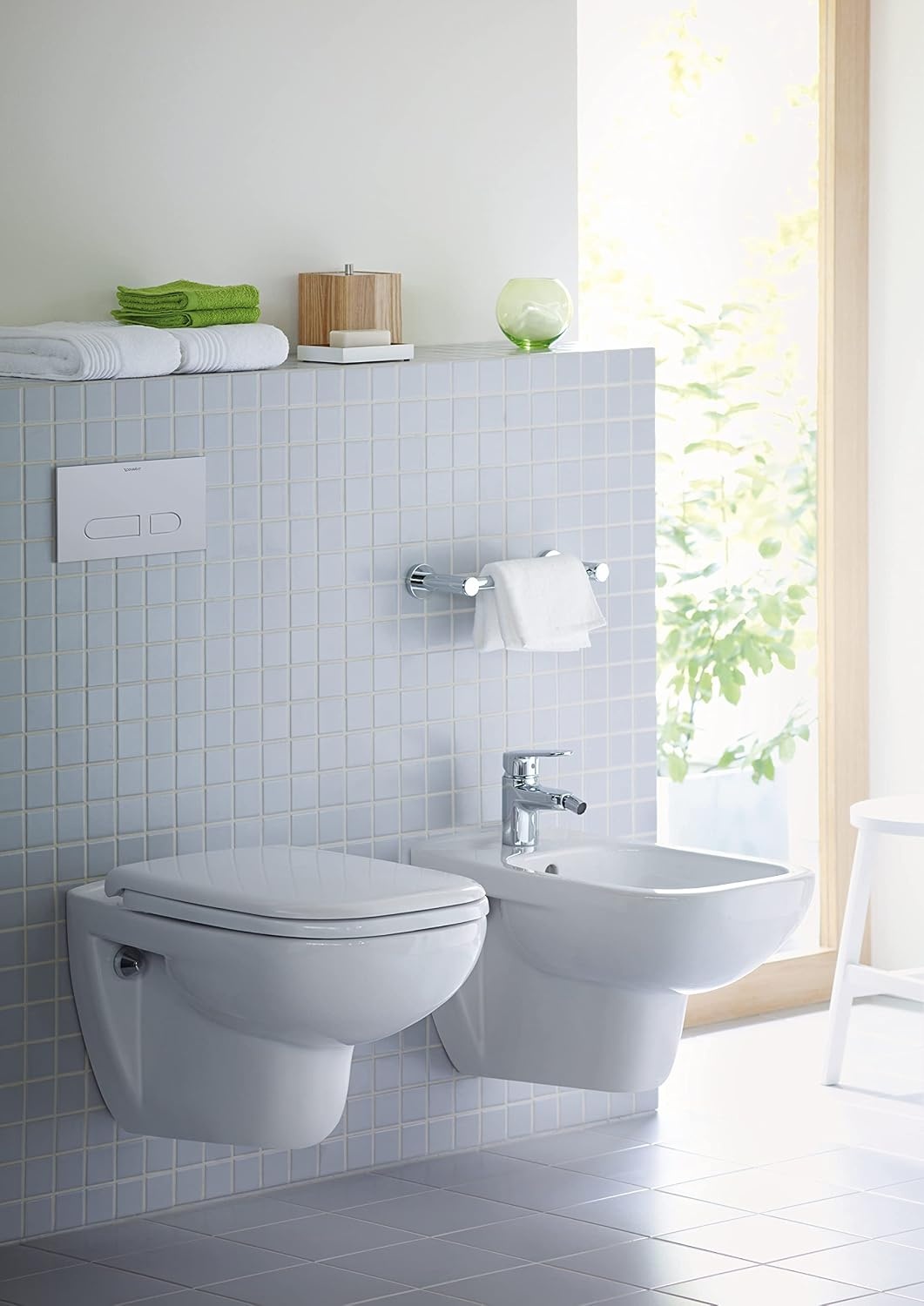 Duravit WC-bril D-Code Compact, toiletdeksel met softclosemechanisme, wc-deksel van urea-duroplast, met roestvrijstalen scharnieren, wit