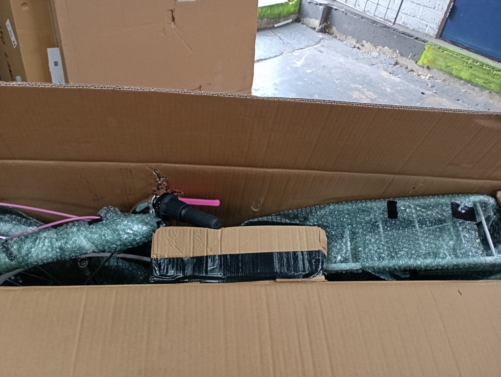 Meisjesfiets 24 inch Wit/Roze - 6 Shimano Versnellingen - 54% Korting
