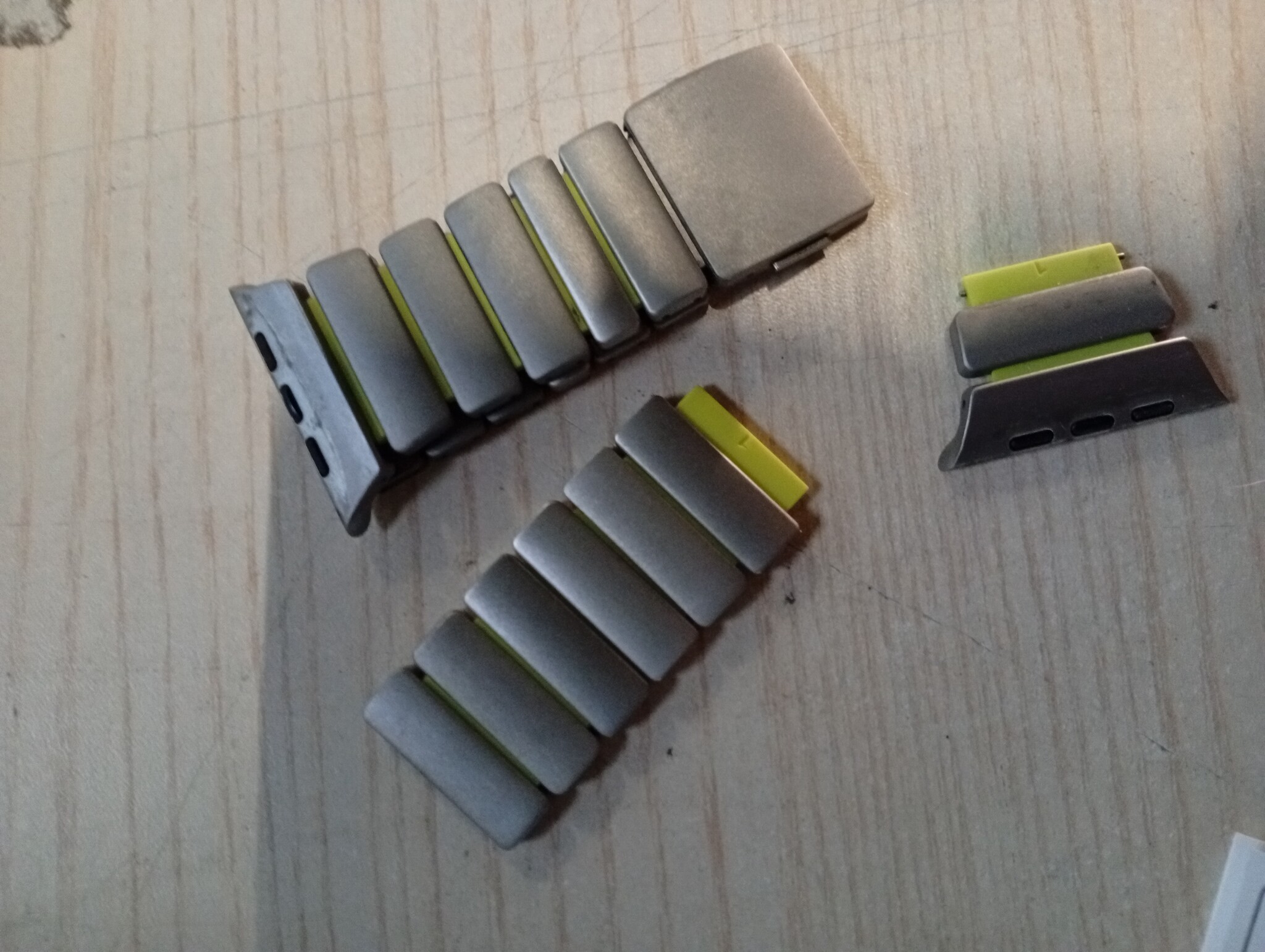 Titan Groen Apple Watch Band (42-49mm) met Magneetsluiting - 52% Korting