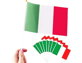 Italiaanse Vlaggetjes 10 stuks met Stokjes - 50% Korting