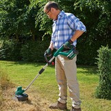 Bosch Home and Garden GrassCut 36 Accu-grastrimmer, oplader, draadspoel, karton, 36 V, 2,0 Ah, 30 cm maaicirkeldiameter zonder accu, Groen - Maat 36V | Zonder accu