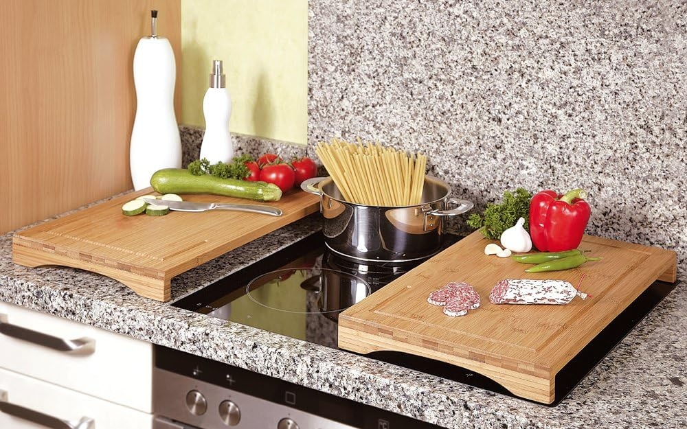 Kesper - 1 stuk snij- en afdekplaat – bamboehout – 54 x 28 x 4 cm – grote en robuuste fornuisafdekking met sapgoot – ook ideaal als snijmat of serveerplank