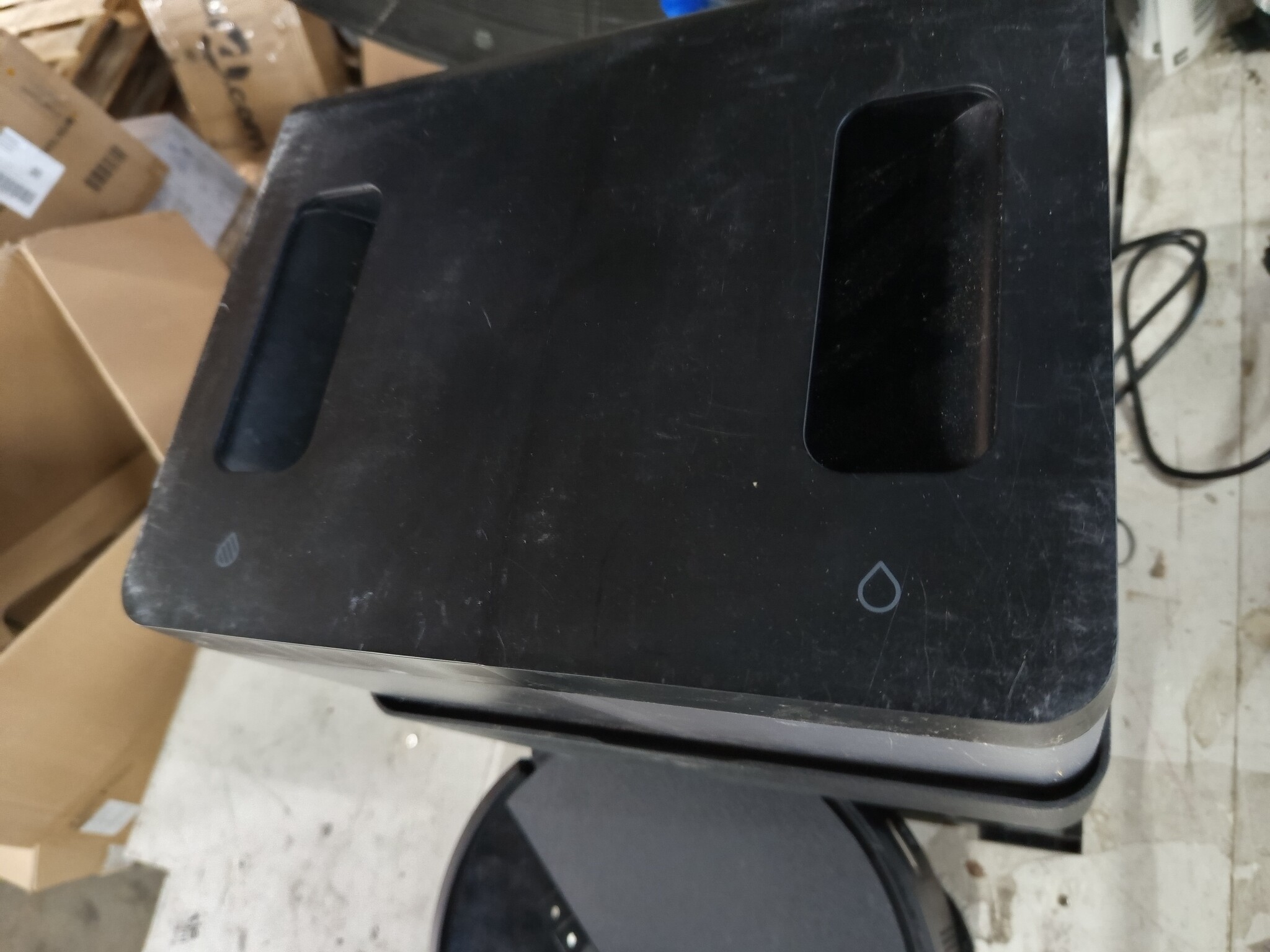 iRobot Roomba® Plus 505 Combo + AutoWash Dock Robotstofzuiger met Dweilfunctie - Multifunctioneel Dock - DualClean Dweilpads met PerfectEdge - Verwarmd Pad Drogen - ClearView Pro LiDAR - Zwart (N1850)