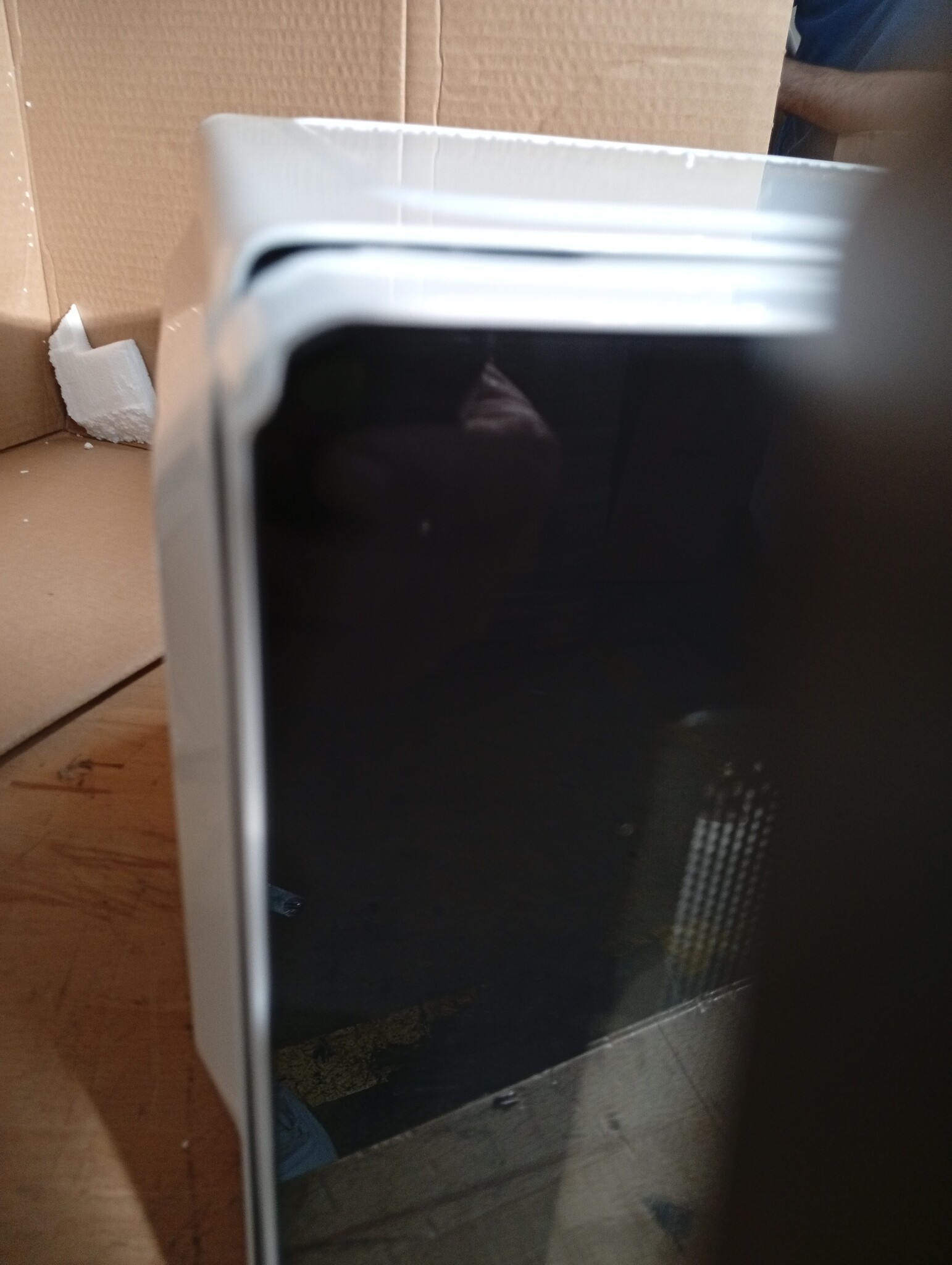 Magnetron ProClean 2010, 700W - 58% Korting!