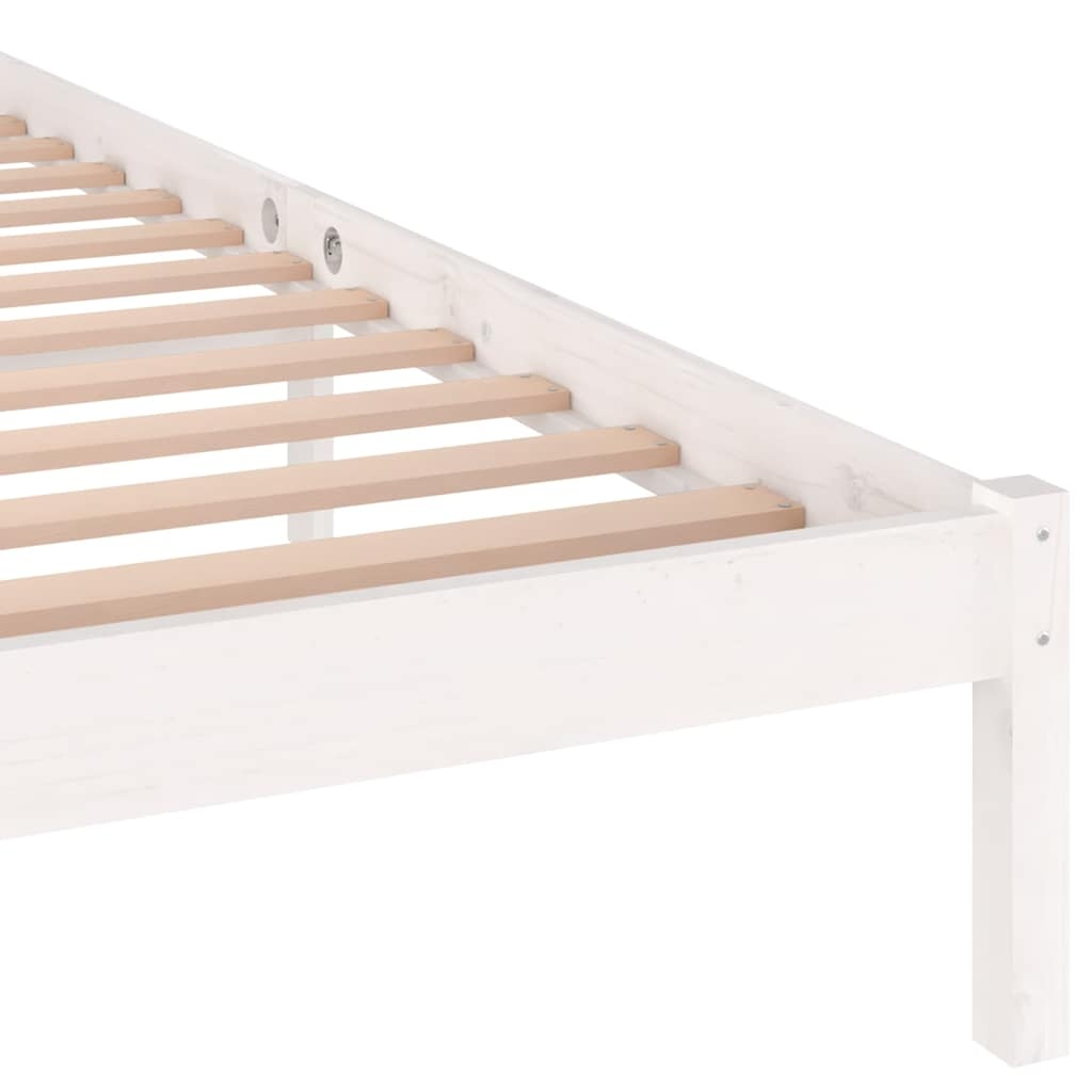 Wit Grenenhouten Bedframe 200x200 cm - 34% Korting