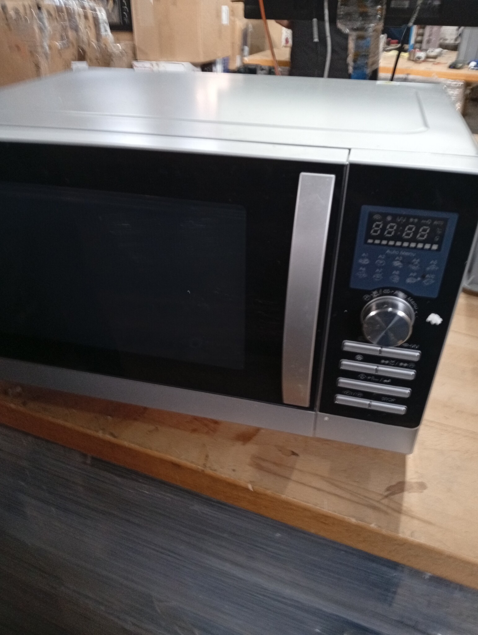 Sharp R843INW 3-in-1 Magnetron met Grill en Convectieoven - 25 Liter - 800 W - Zilver