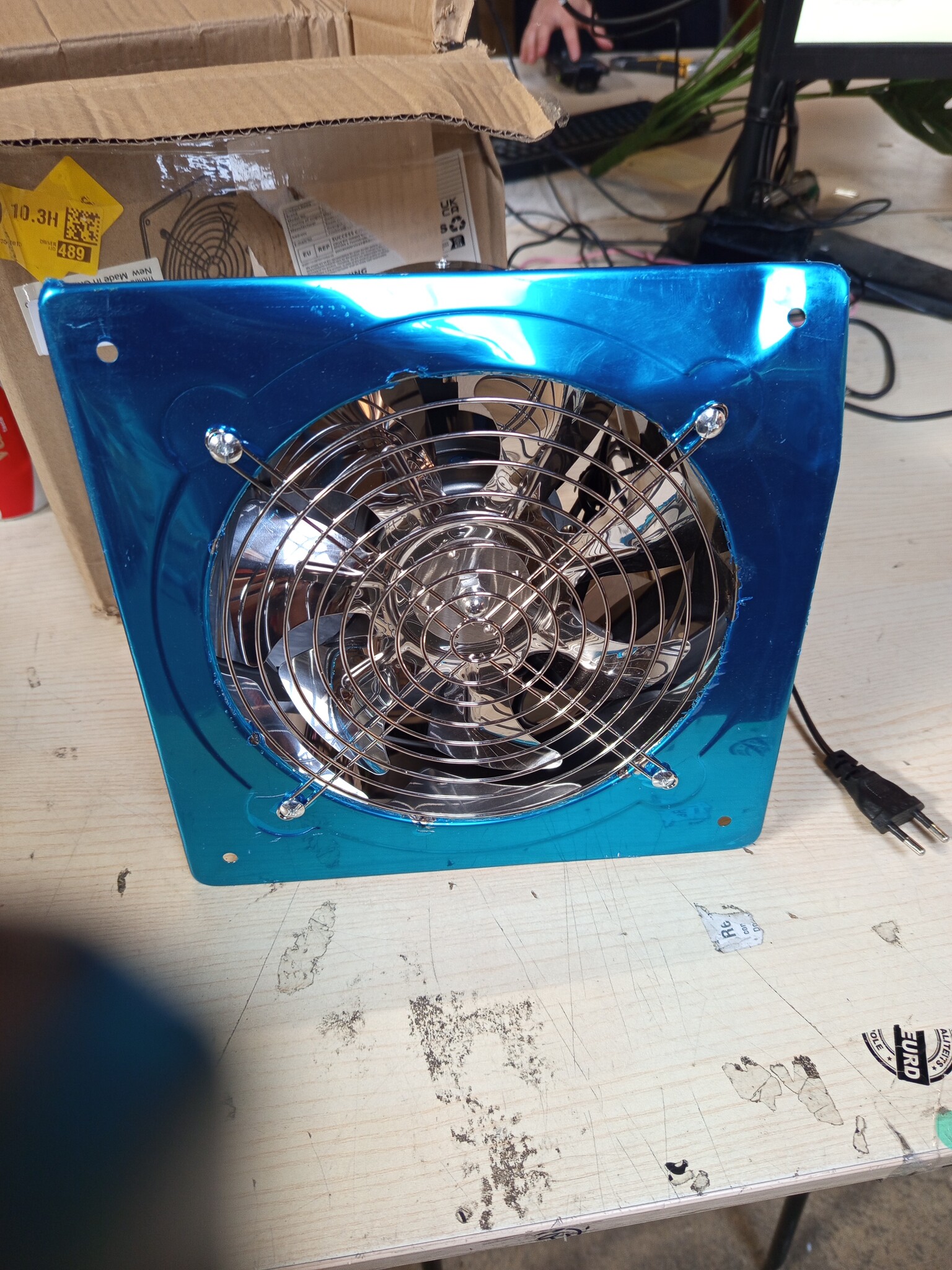 Yrichtra Afzuigventilator 200 mm - Zilver - 980 m³/u - Wand- en Plafondmontage