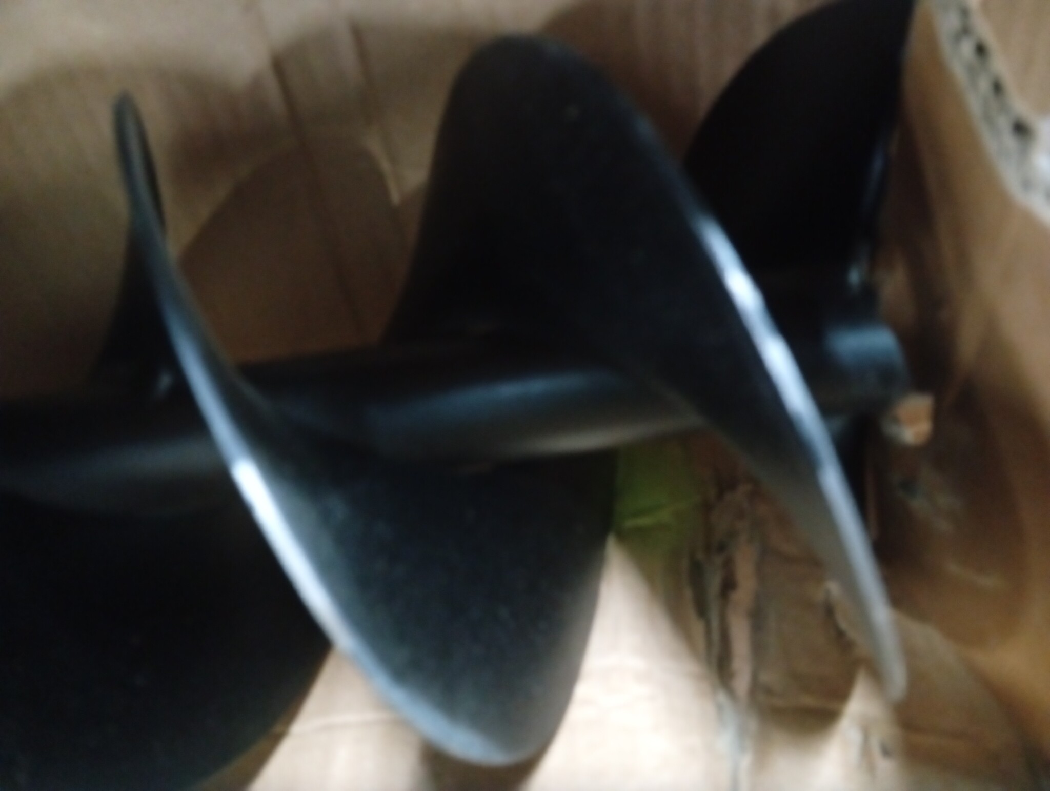 Grondboor met handvat en schroefkop (dubbele schroef) 120 mm (zwart)