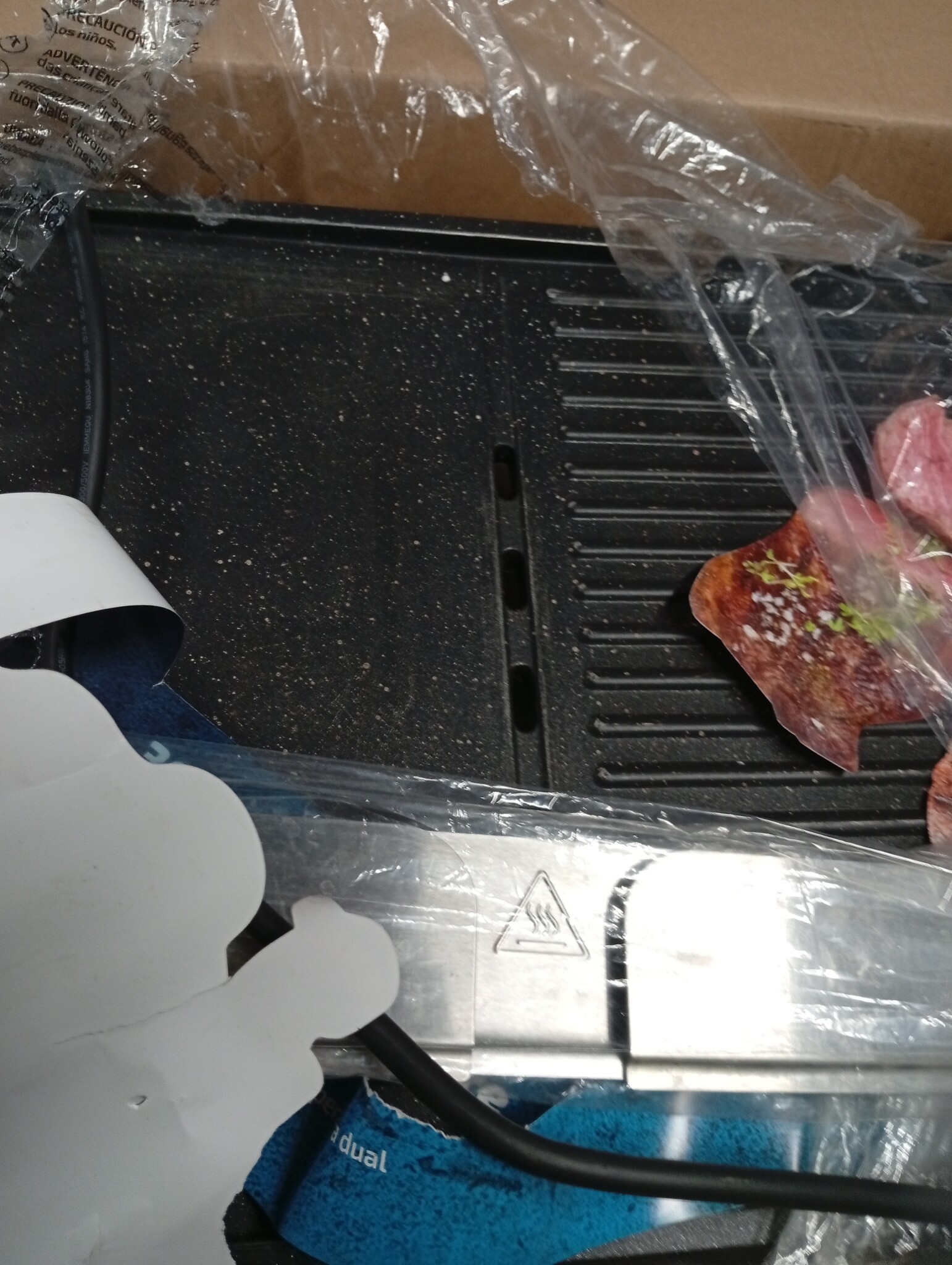 Cecotec PerfectRoast 3000 Elektrische tafelgrill, 3000 W, gemengd kookoppervlak, Rockstone-antiaanbaklaag, regelbare thermostaat, vetopvangbak - Maat PerfectRoast
