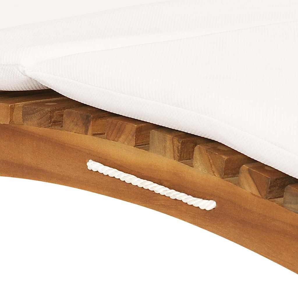 vidaXL Ligbed inklapbaar met crèmewit kussen massief teakhout