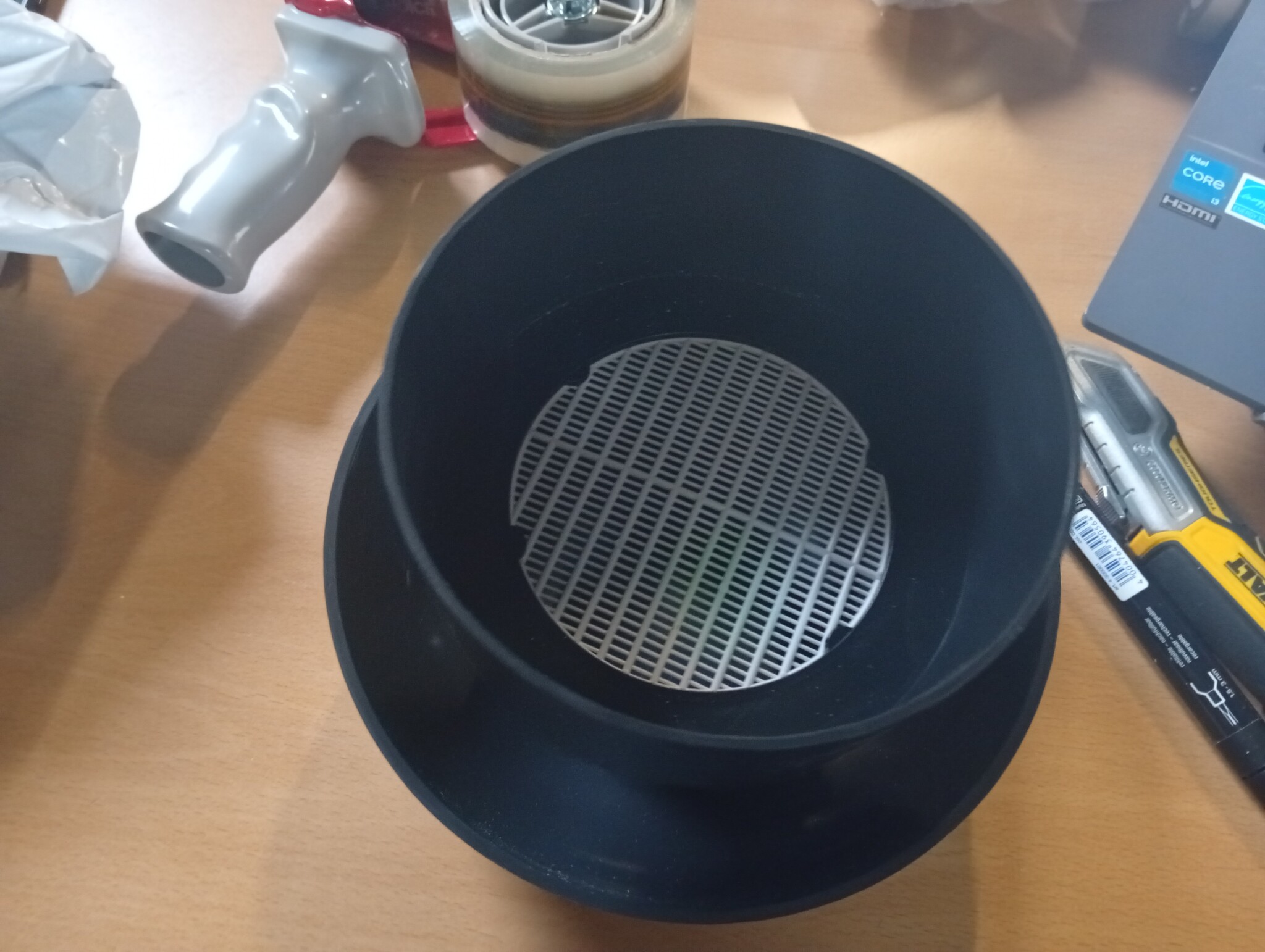 First Plast CDVM140A Ventilatiehoed kop Salator met net, leisteen, binnendiameter 140 mm