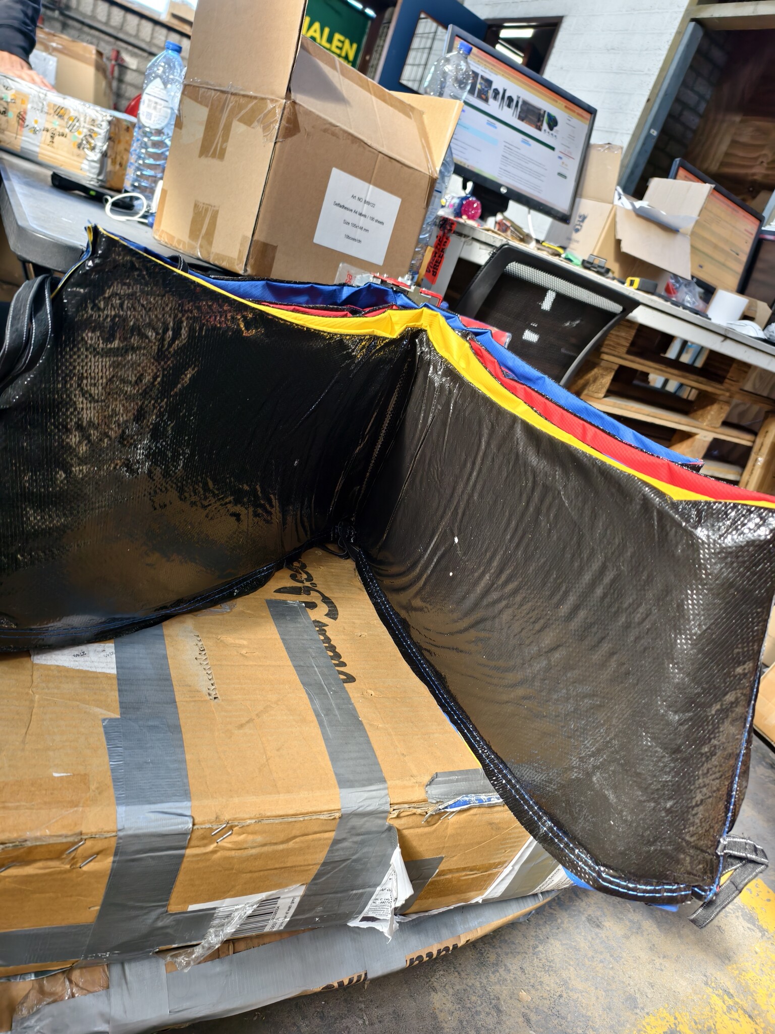 Trampoline Rand Beschermer Regenboog 244 cm (8 ft) - Veilig & Weerbestendig