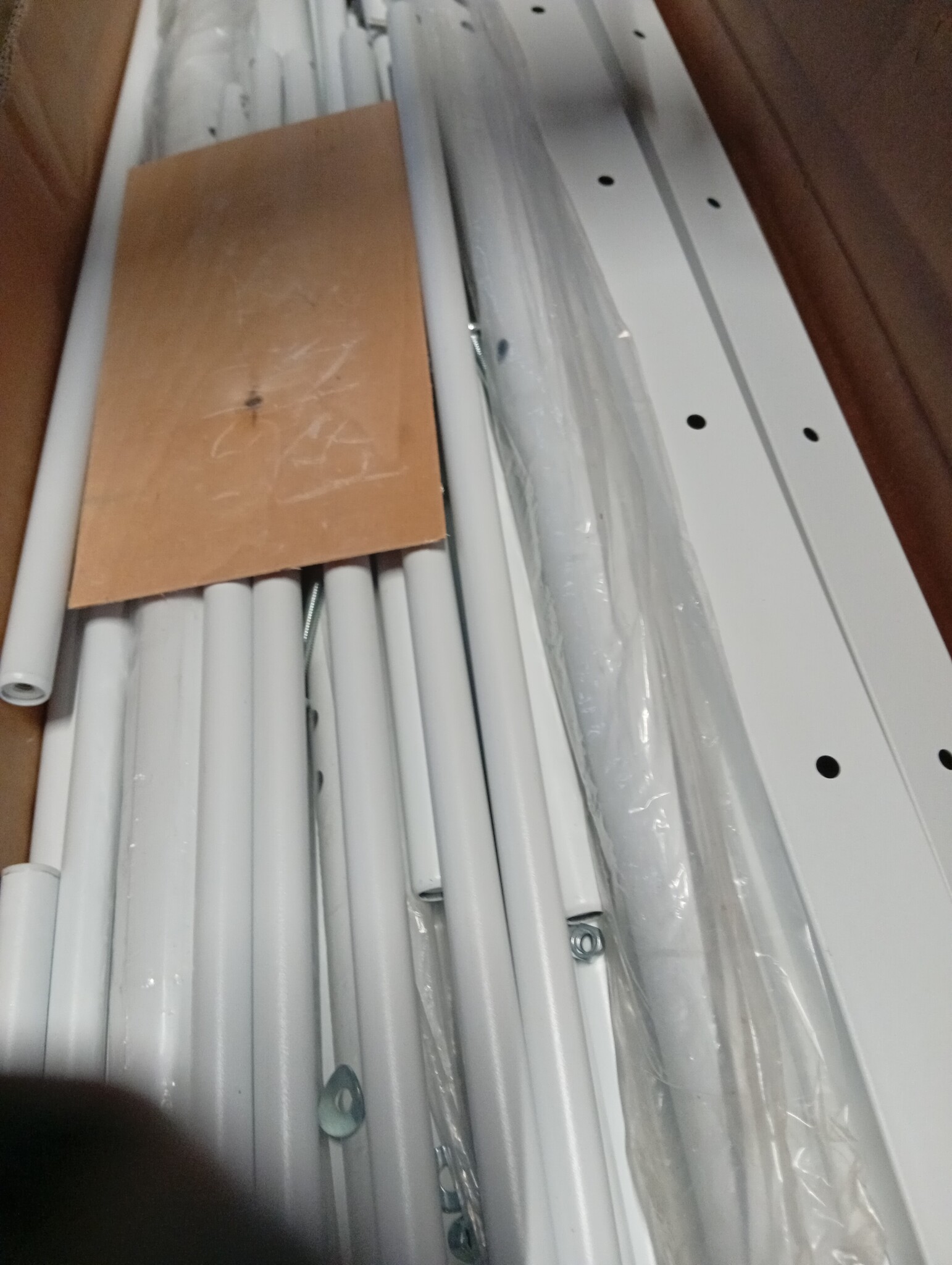 Wit Metalen Bedframe 120x200 cm - 53% Korting