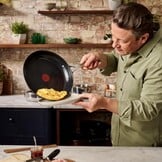 Jamie Oliver by Tefal Direct Cook 28 cm koekenpan, roestvrij staal, keramische antiaanbaklaag + panbeschermer, H8802S34 - Maat 28 cm Koekenpan