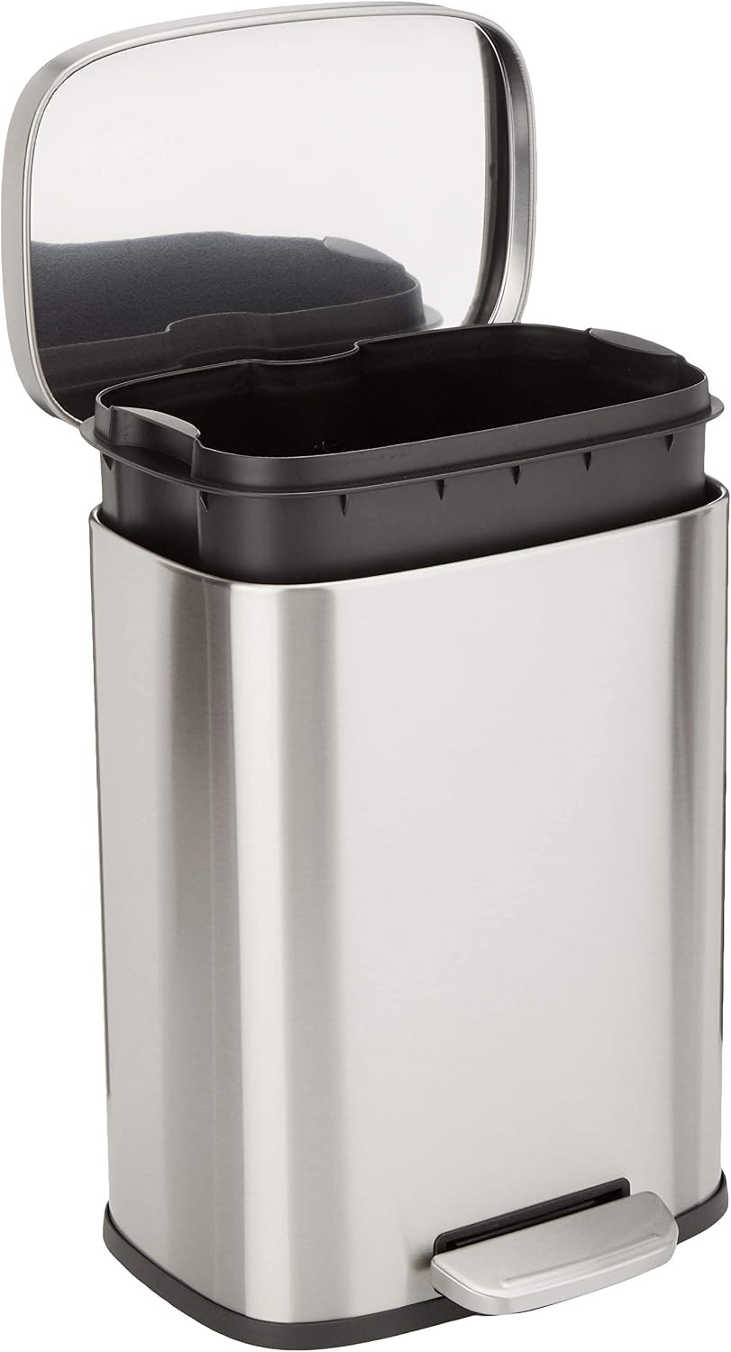 Amazon Basics Keukenvuilnisbak, vierkant, met stalen balk als voetpedaal, soft-close-mechanisme, voor thuis en op kantoor, 30 liter, satijnen nikkel afwerking - Maat ['30 Liter']
