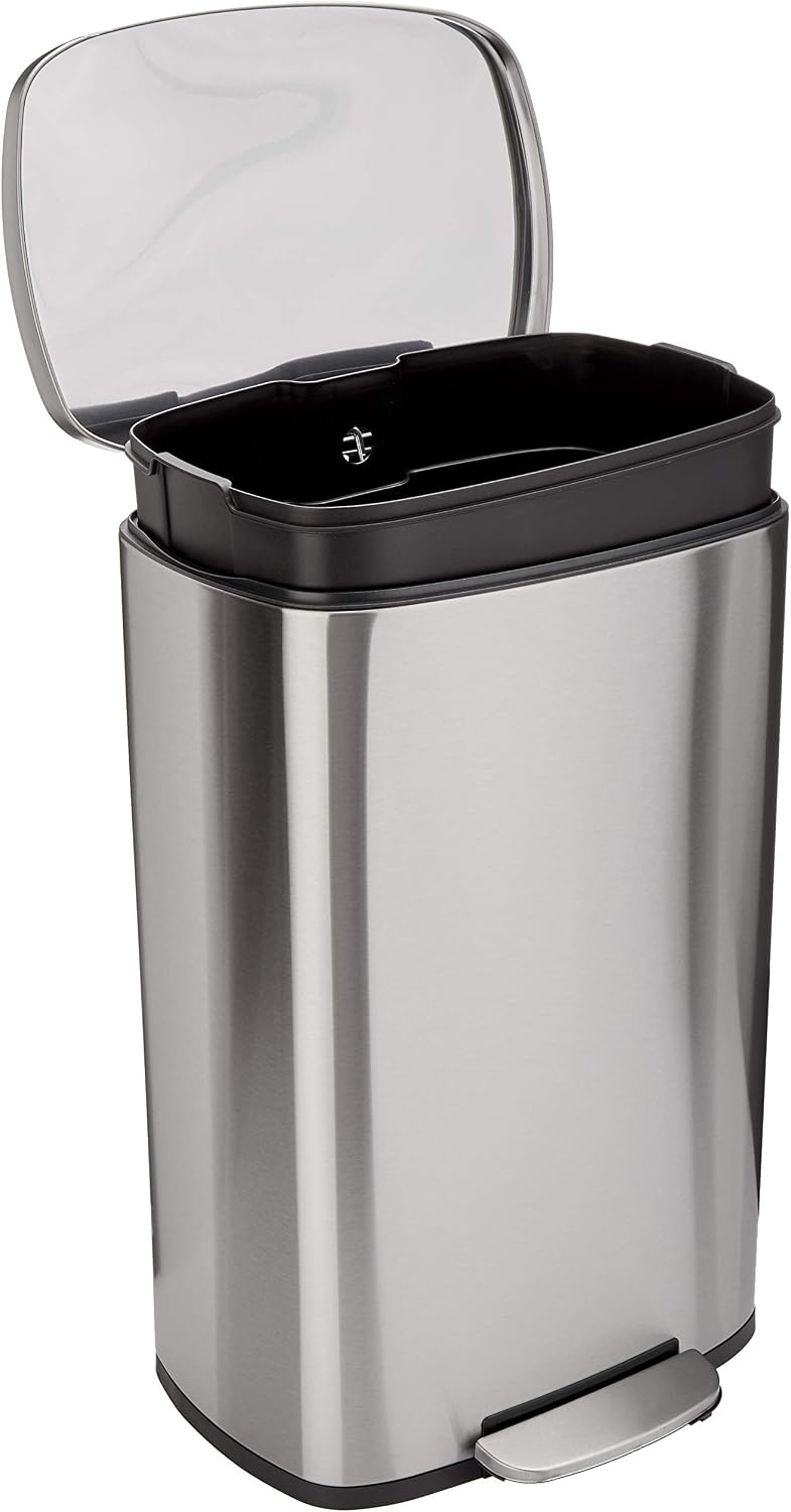 Amazon Basics Keukenvuilnisbak, vierkant, met stalen balk als voetpedaal, soft-close-mechanisme, voor thuis en op kantoor, 30 liter, satijnen nikkel afwerking - Maat ['30 Liter']