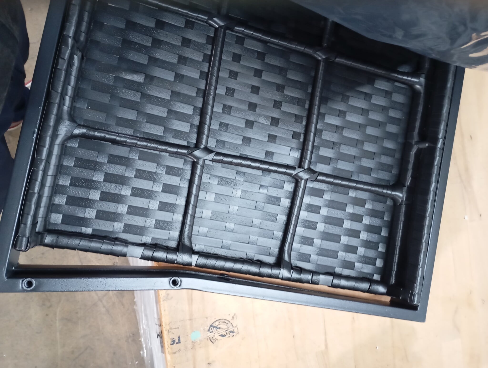 vidaXL Tuinstoel met kussen poly rattan zwart