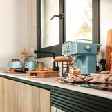 Cecotec Espressomachine Express Power Espresso 20 Tradizionale Light Blue, 1350 W, espresso en cappucicno, 20 bar en thermoblok, vaporizer, manometer, vintage design, inhoud 1,5 liter