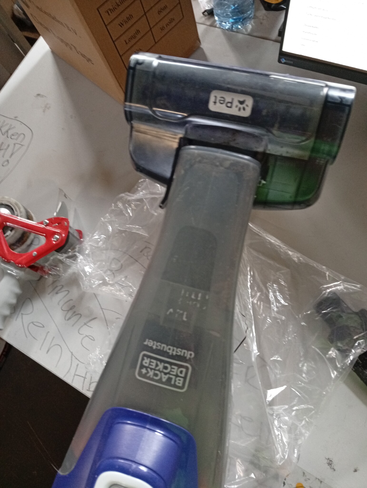 Black+Decker DVB315JP-QW handstofzuiger violet/titanium