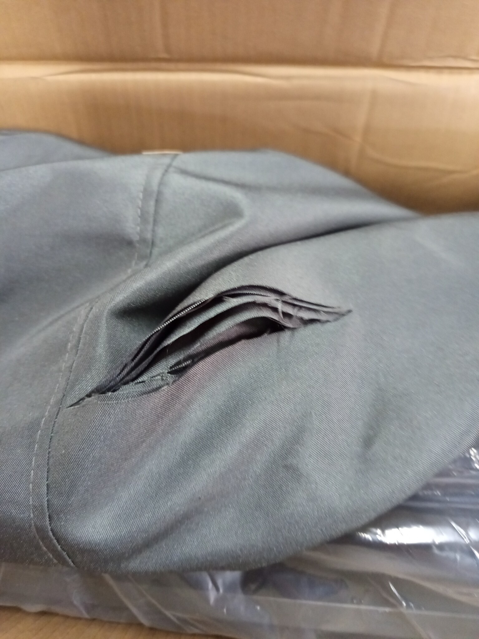 Antraciet parasol 600cm met aluminium paal - 60% Korting