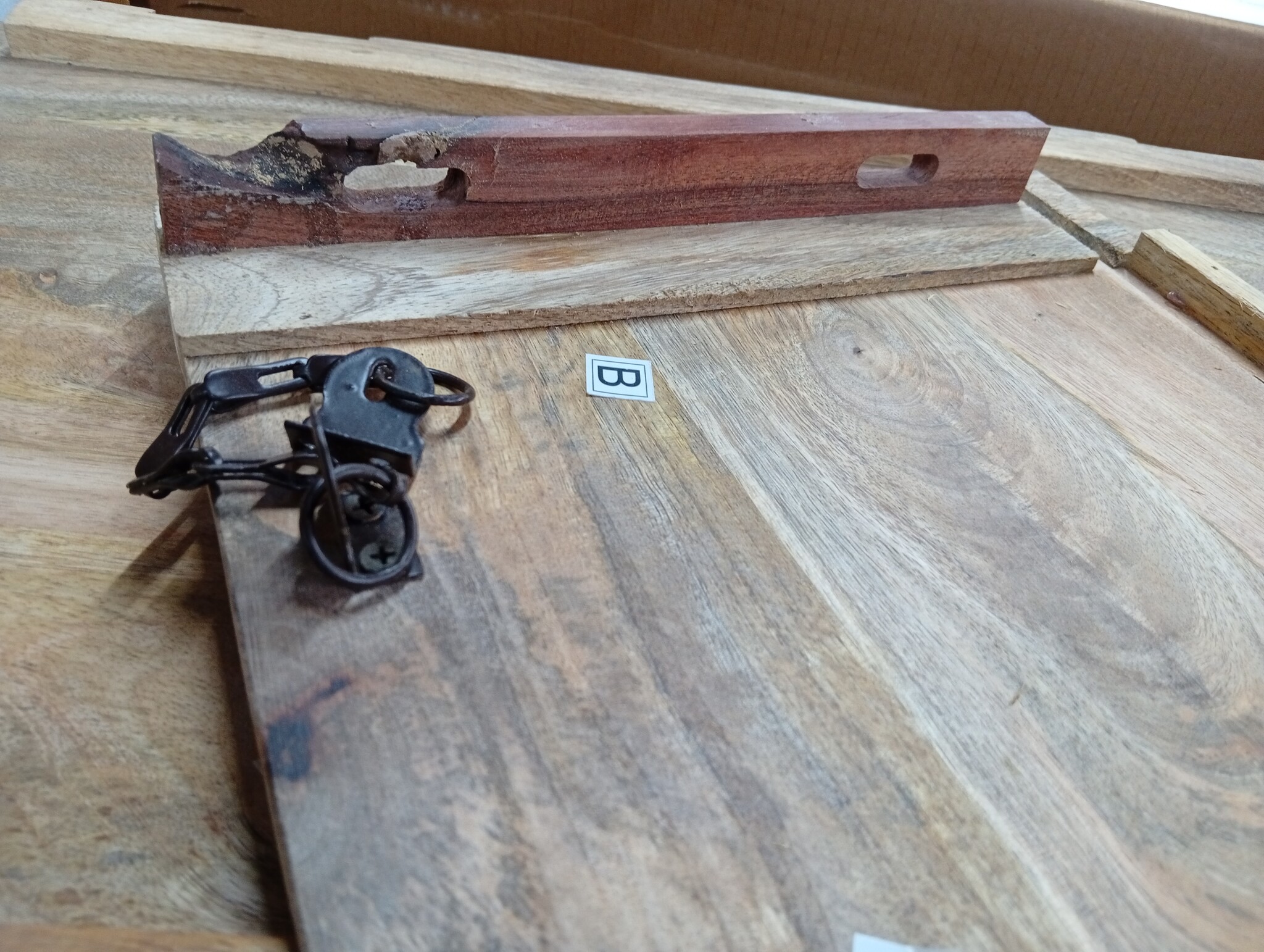 vidaXL Salontafel 70x70x40 cm ruw mangohout