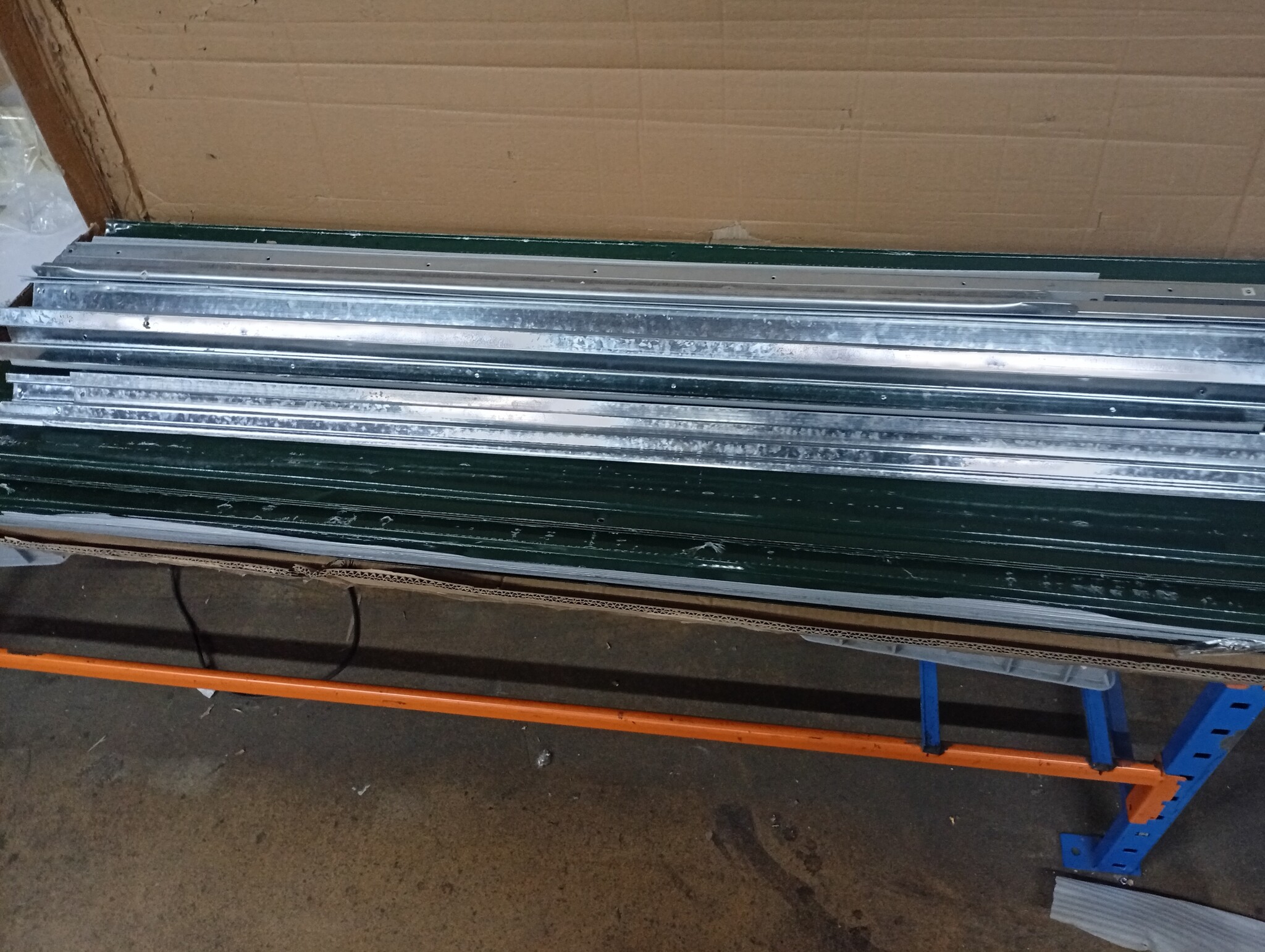 VidaXL Tuinschuur Metaal Groen - 257x392x181 cm (60% Korting!)