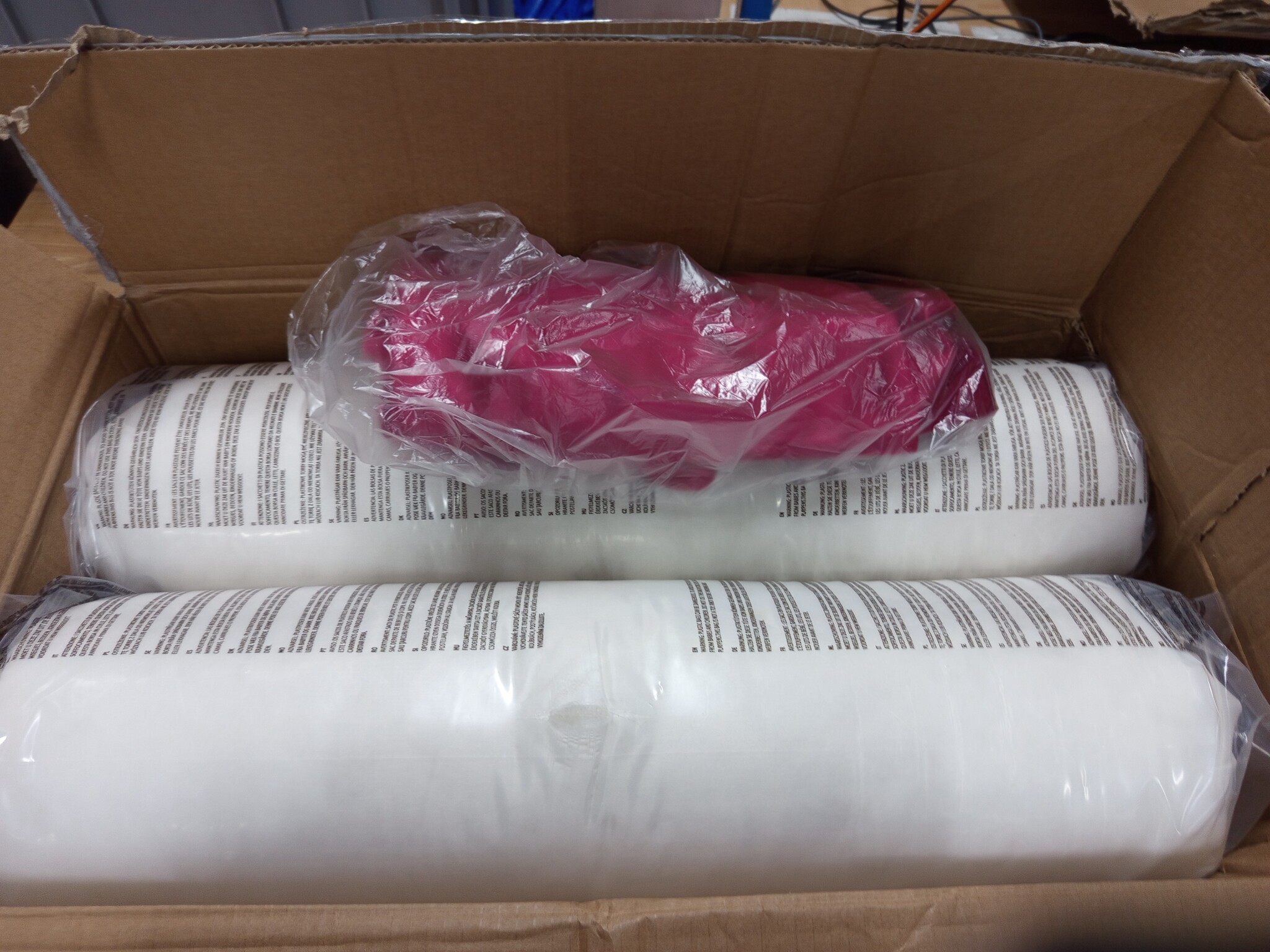 2 Wijnrode Sofa Kussens 50x50cm Cordstof - 55% Korting