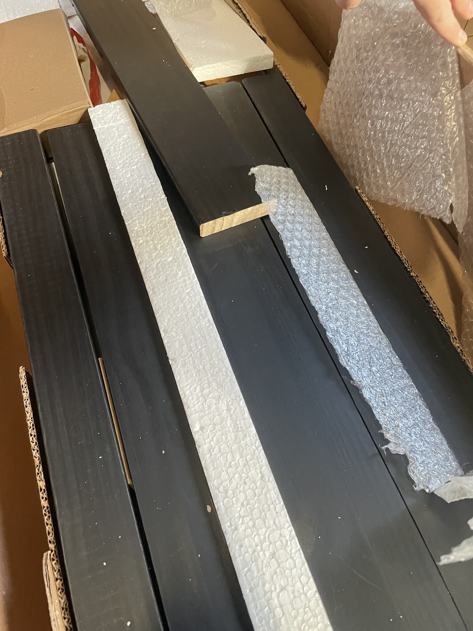 Zwarte Eettafel Grenenhout (54% Korting)