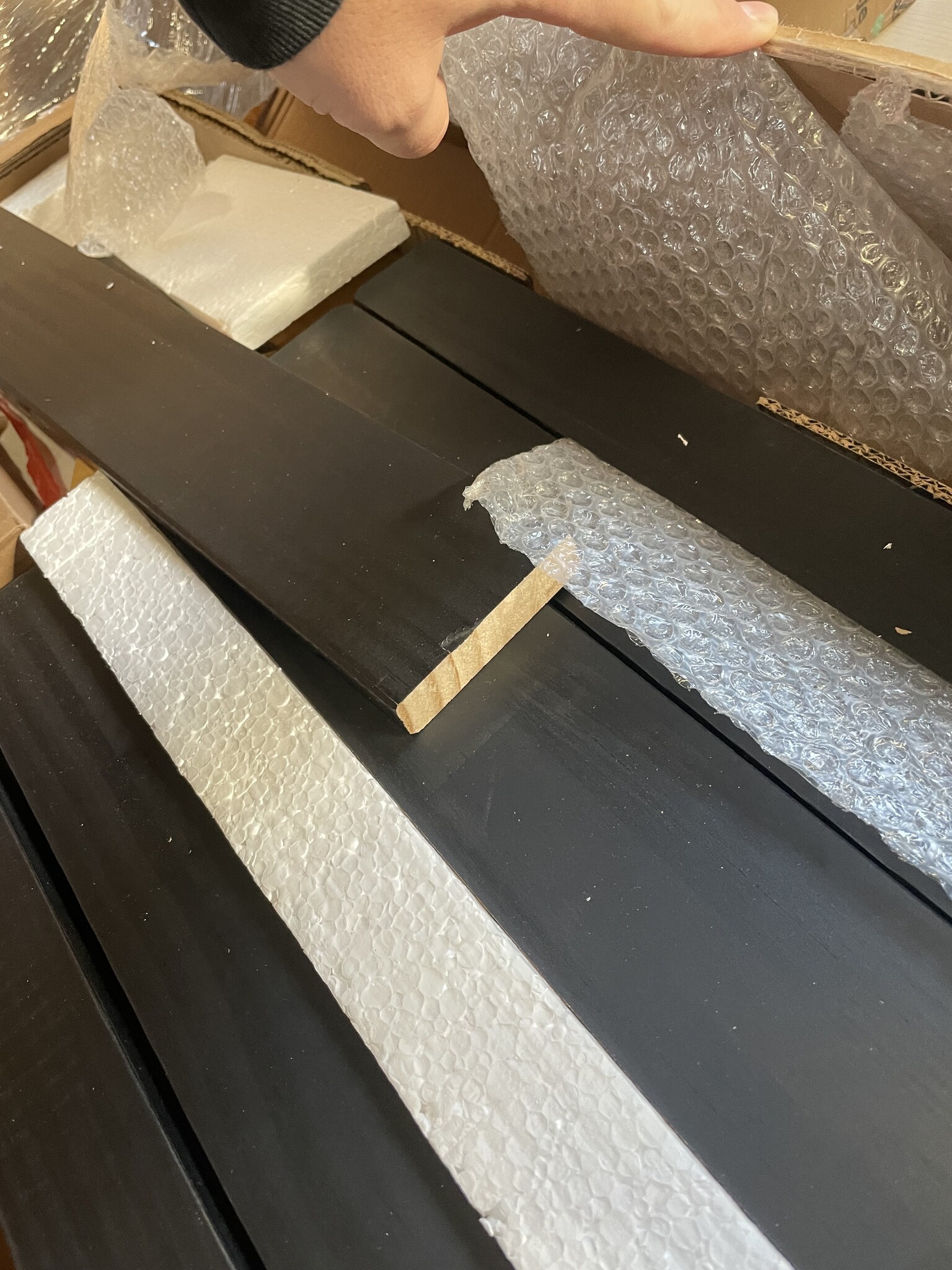 Zwarte Eettafel Grenenhout (54% Korting)