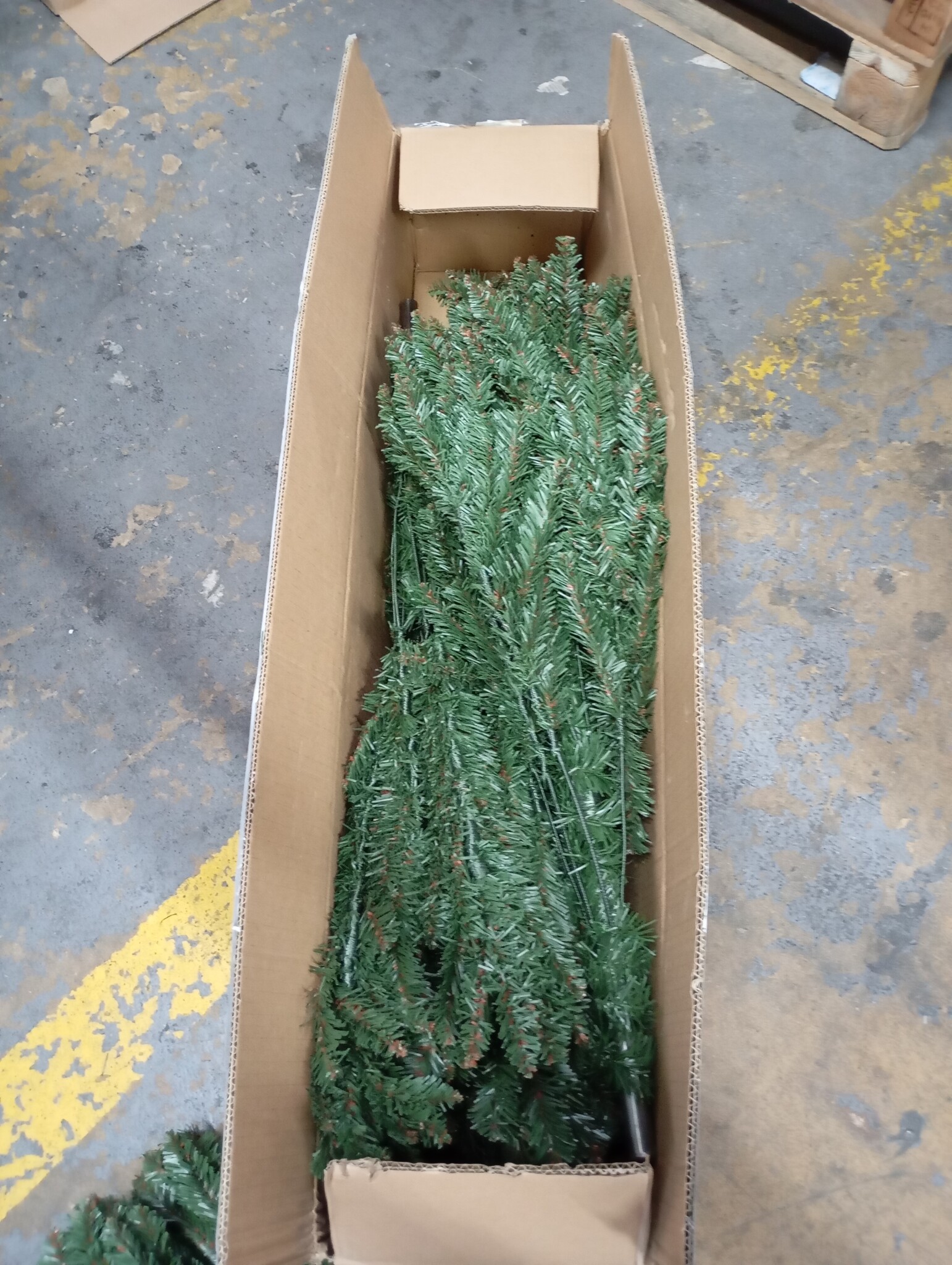 Kunstkerstboom 220 cm - spar groen