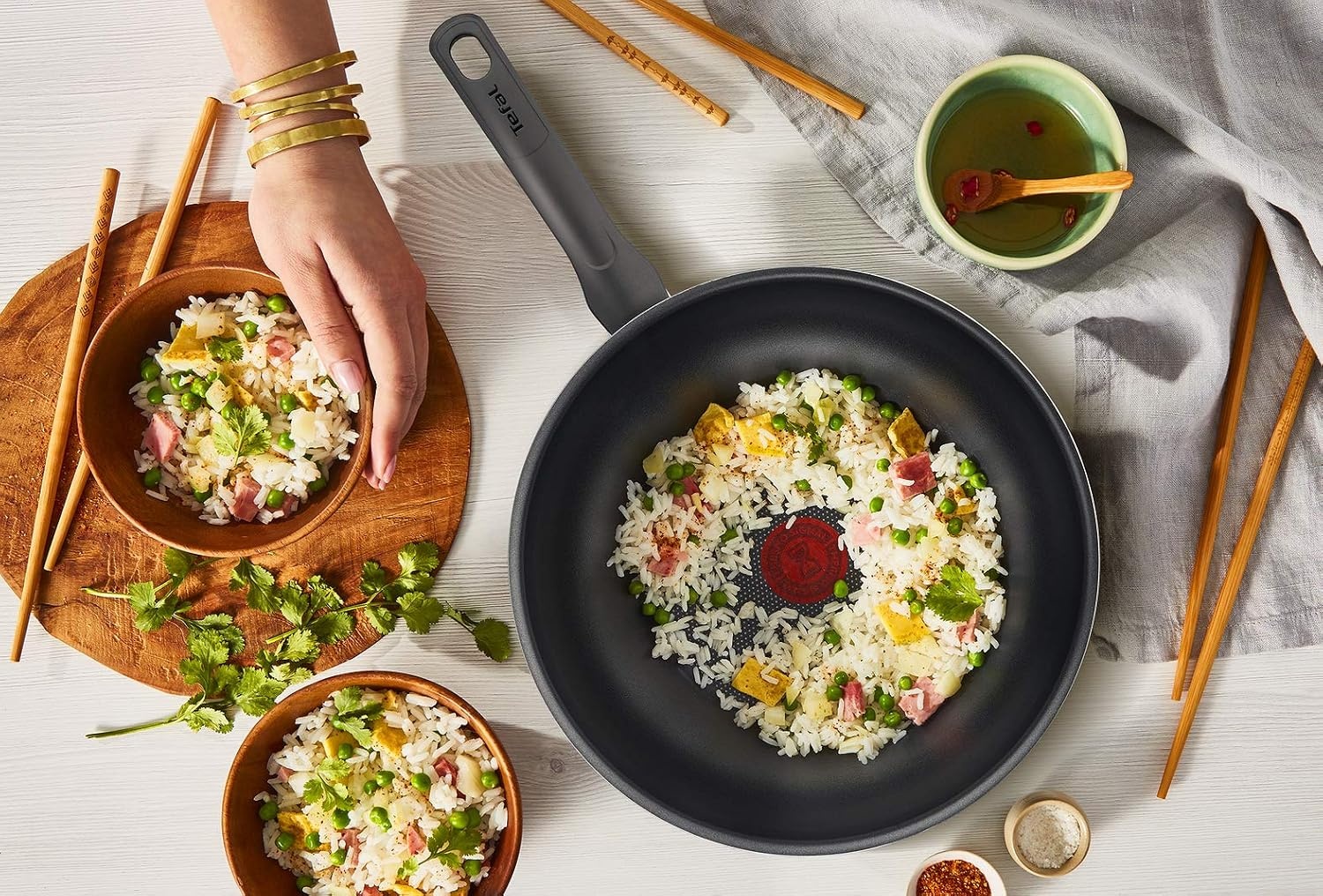 Tefal Wokpan van 28 cm, 6 tot 8 personen, geen inductie, resistent B56419AZ - Maat Wokpan 28 cm