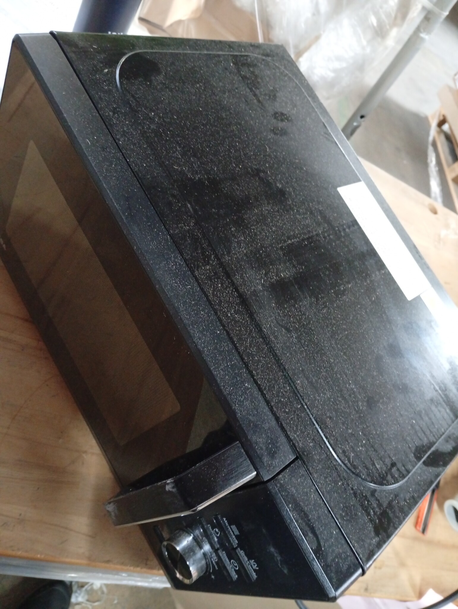 Magnetron met Grill & 8 Programma's - 20L, 800W - 54% Korting