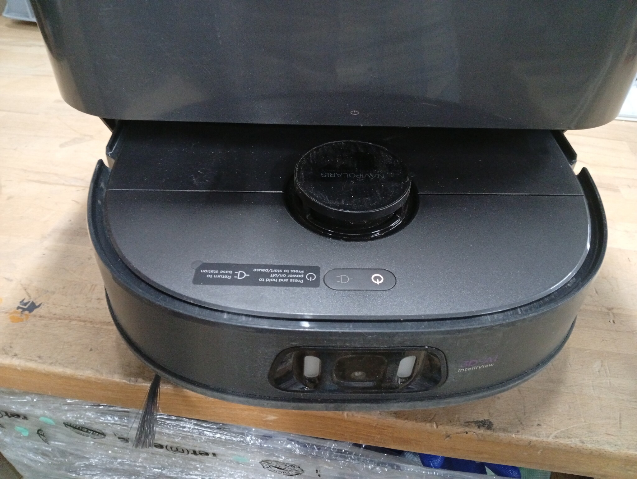 EUREKA J15 Pro Ultra Robotstofzuiger - 16200Pa - Zwart - Met Zelfreinigend Station