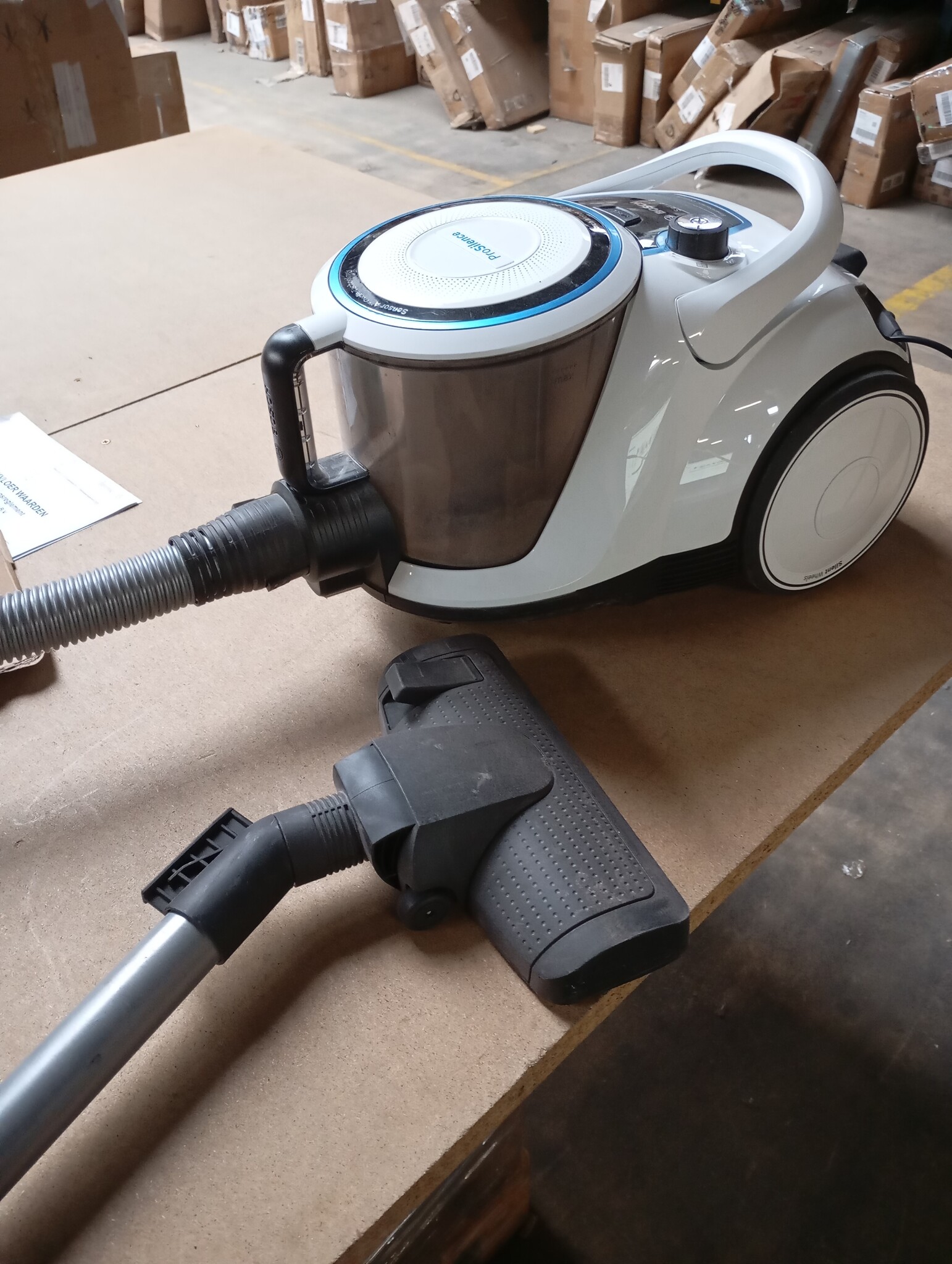 Bosch BGC41LSIL Series 6 Stofzuiger zonder zak - 600W - Wit