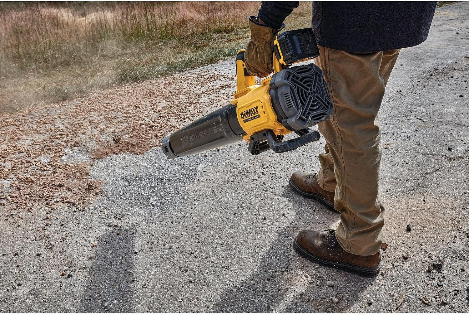 DEWALT 18V XR Brushless Bladblazer - DCMBL562N-XJ - Zwart/Geel - Body Only