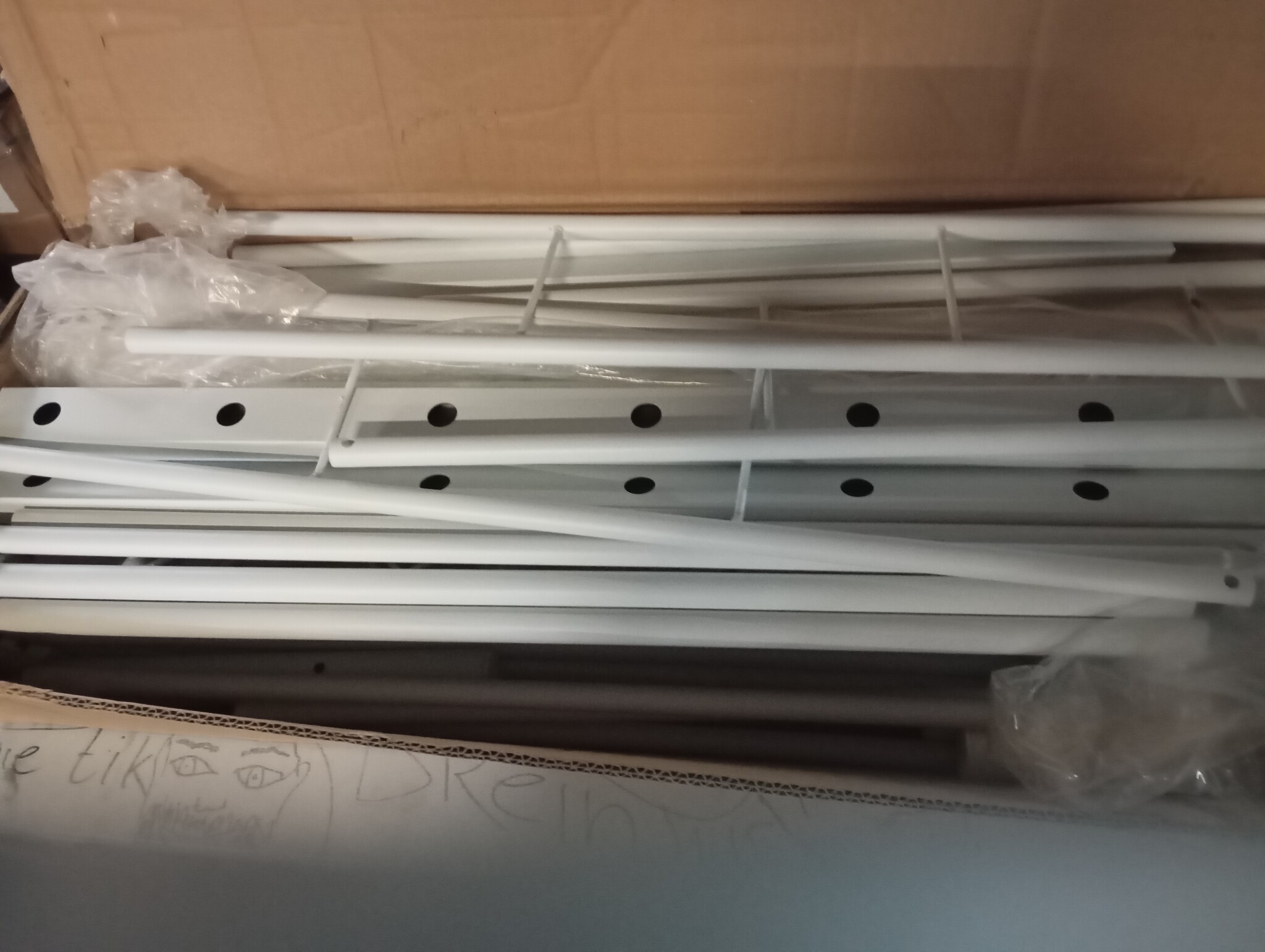 vidaXL Bedframe met hoofdbord metaal wit 135x190 cm