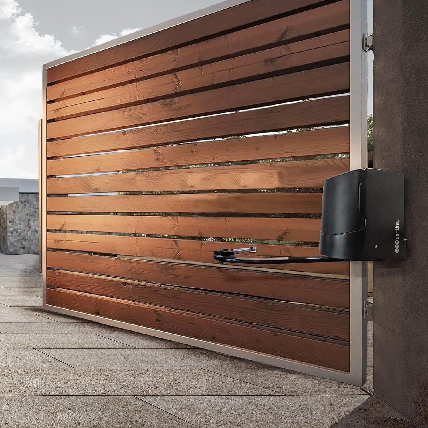 SCS Sentinel, MBA0116, 24V draaipoortaandrijving 5M/400kgs, 2 afstandsbedieningen 2 kanalen, compatibel met hout, aluminium, ijzer, versterkt PVC, SimplyOpen 2
