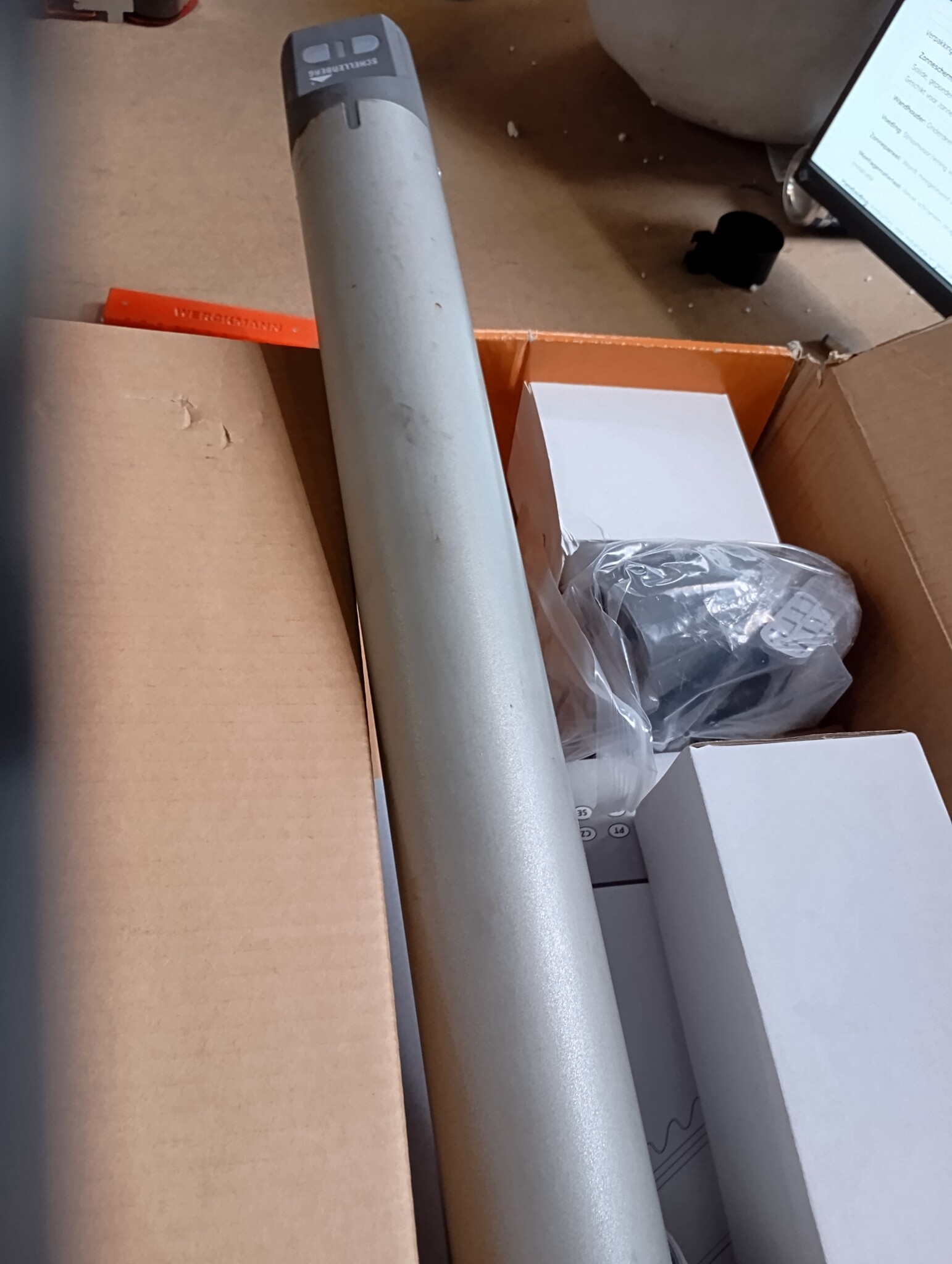 Schellenberg Premium Draadloze Zonneschermmotor - Voor zonneschermen tot 12 m² - Grijs