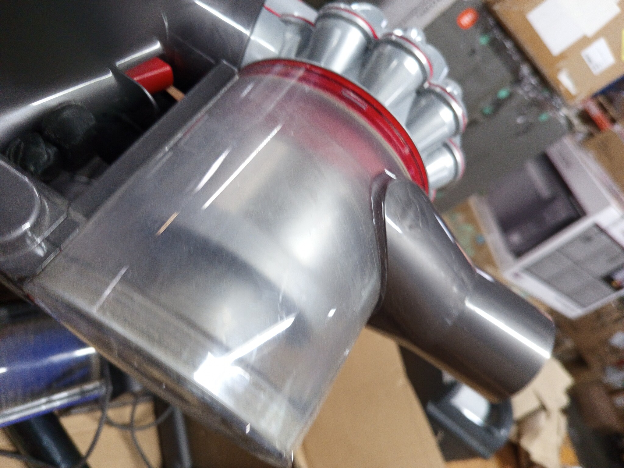 Dyson V8 Advanced Steelstofzuiger - 50% Korting