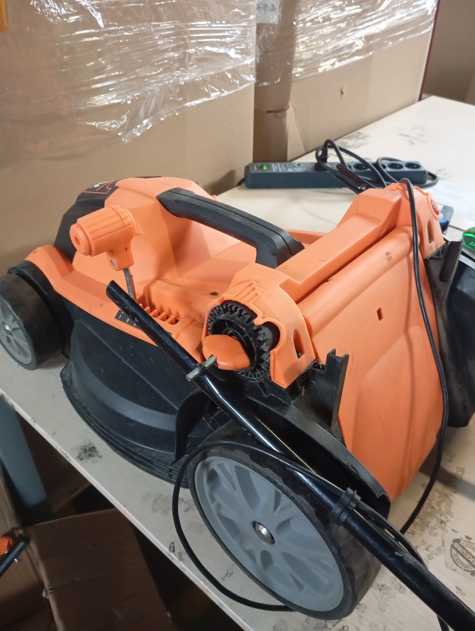 Accu Grasmaaier 37 cm - 50% Korting!